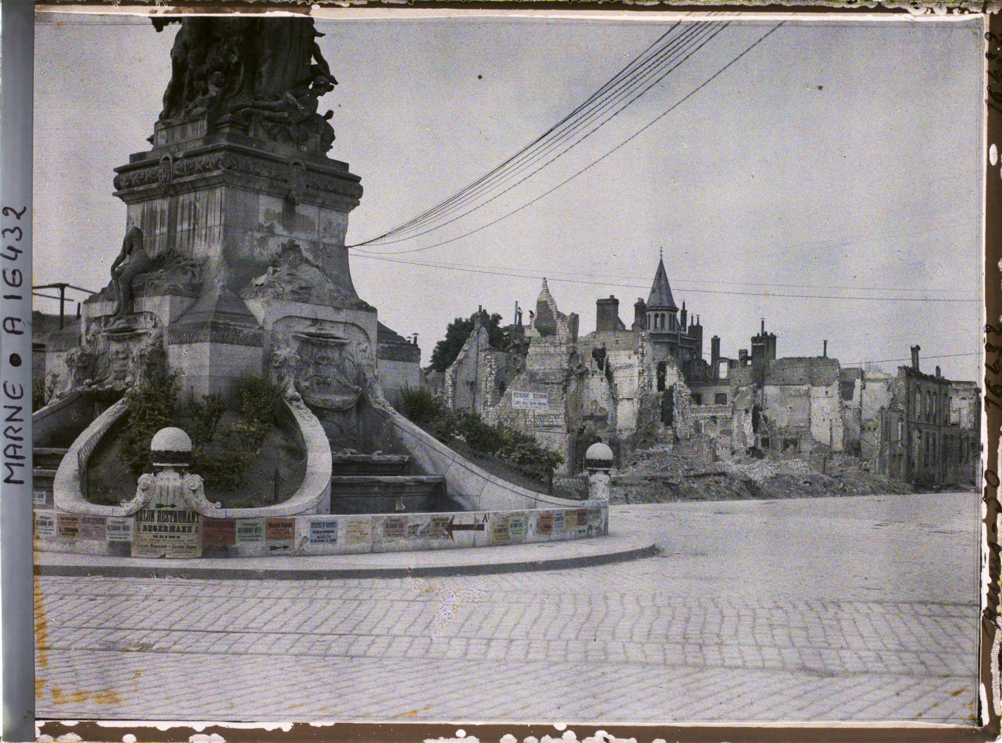 Image représentant France , Reims, Place Drouet d'Erlon