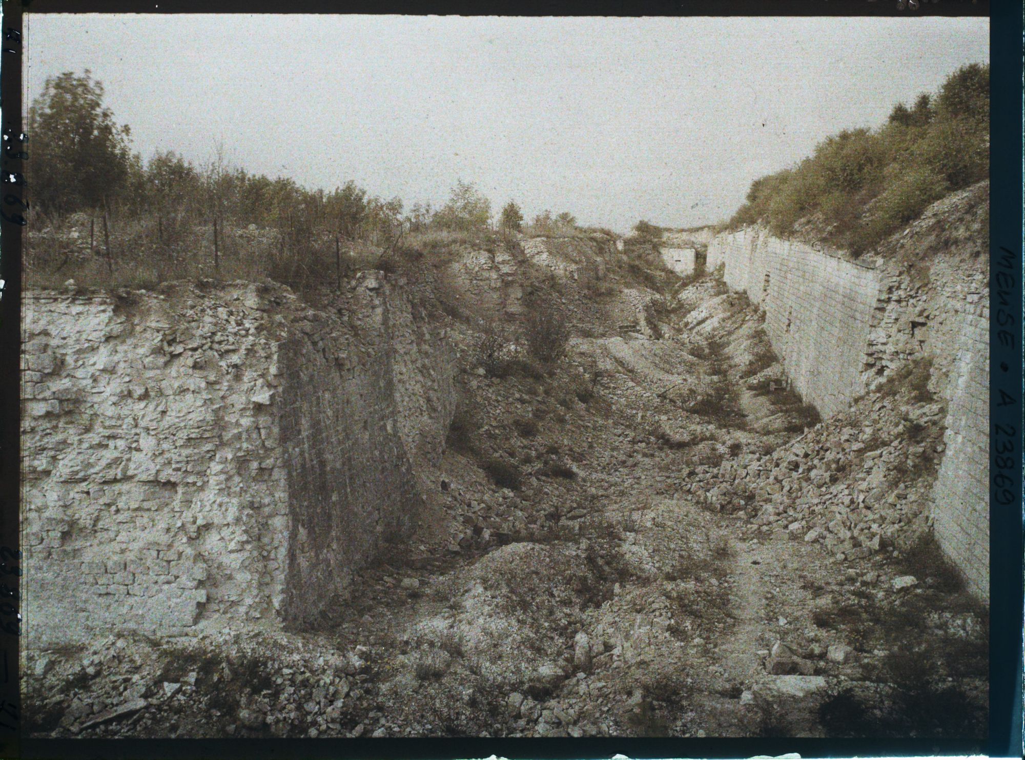 Image représentant France, St Mihiel, Fossé du fort Sud