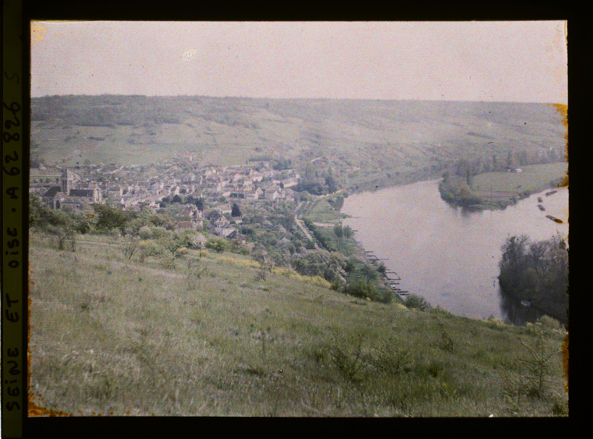 Image représentant Ile de France, Vetheuil, Pentes nord de la vallée