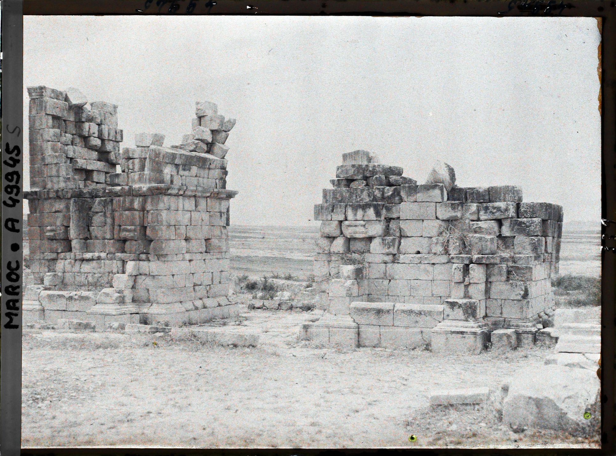 Image représentant Vestiges de l'arc de triomphe de Caracalla