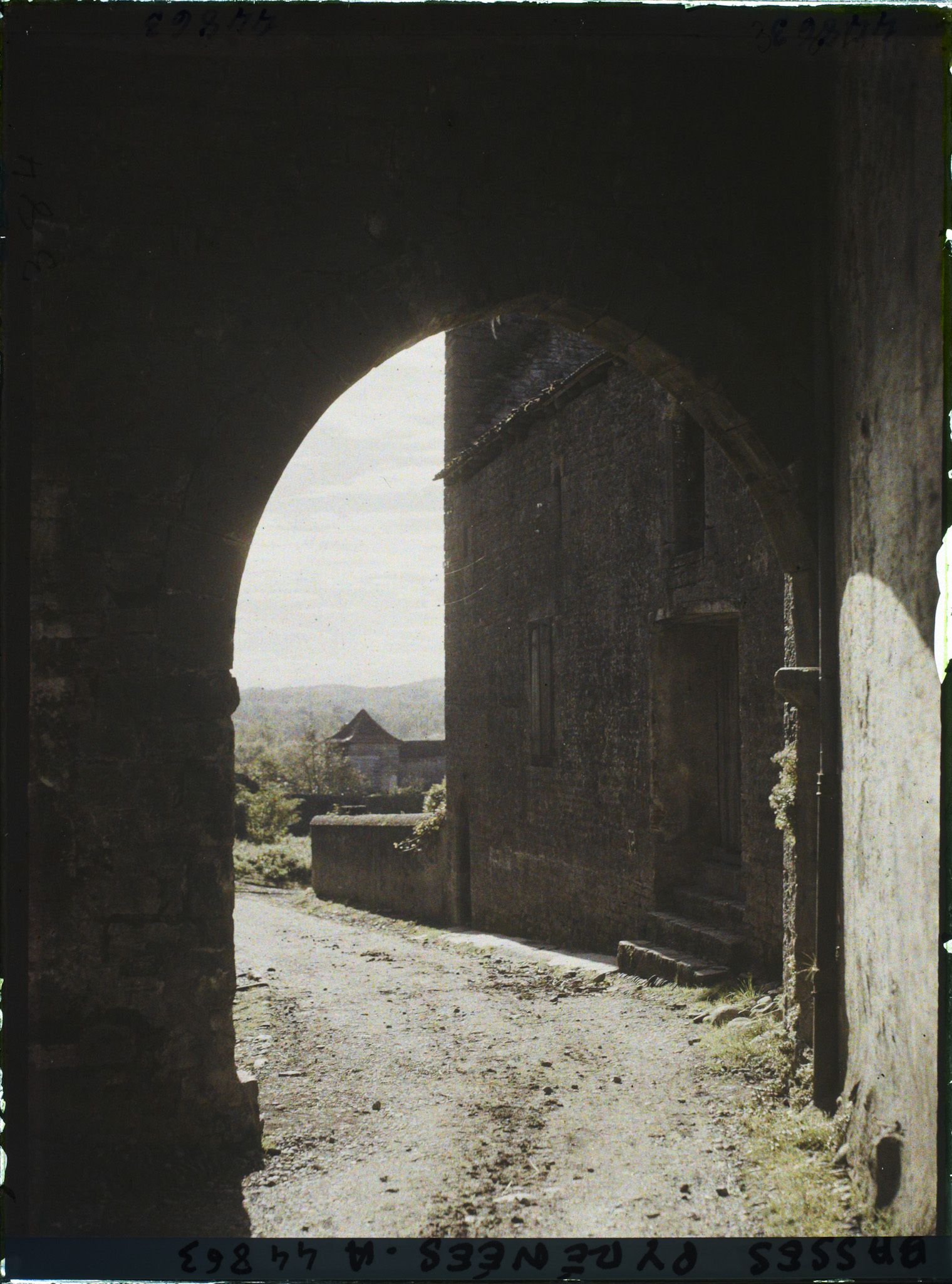 Image représentant France, Sauveterre de Béarn, Vieille porte de la Ville
