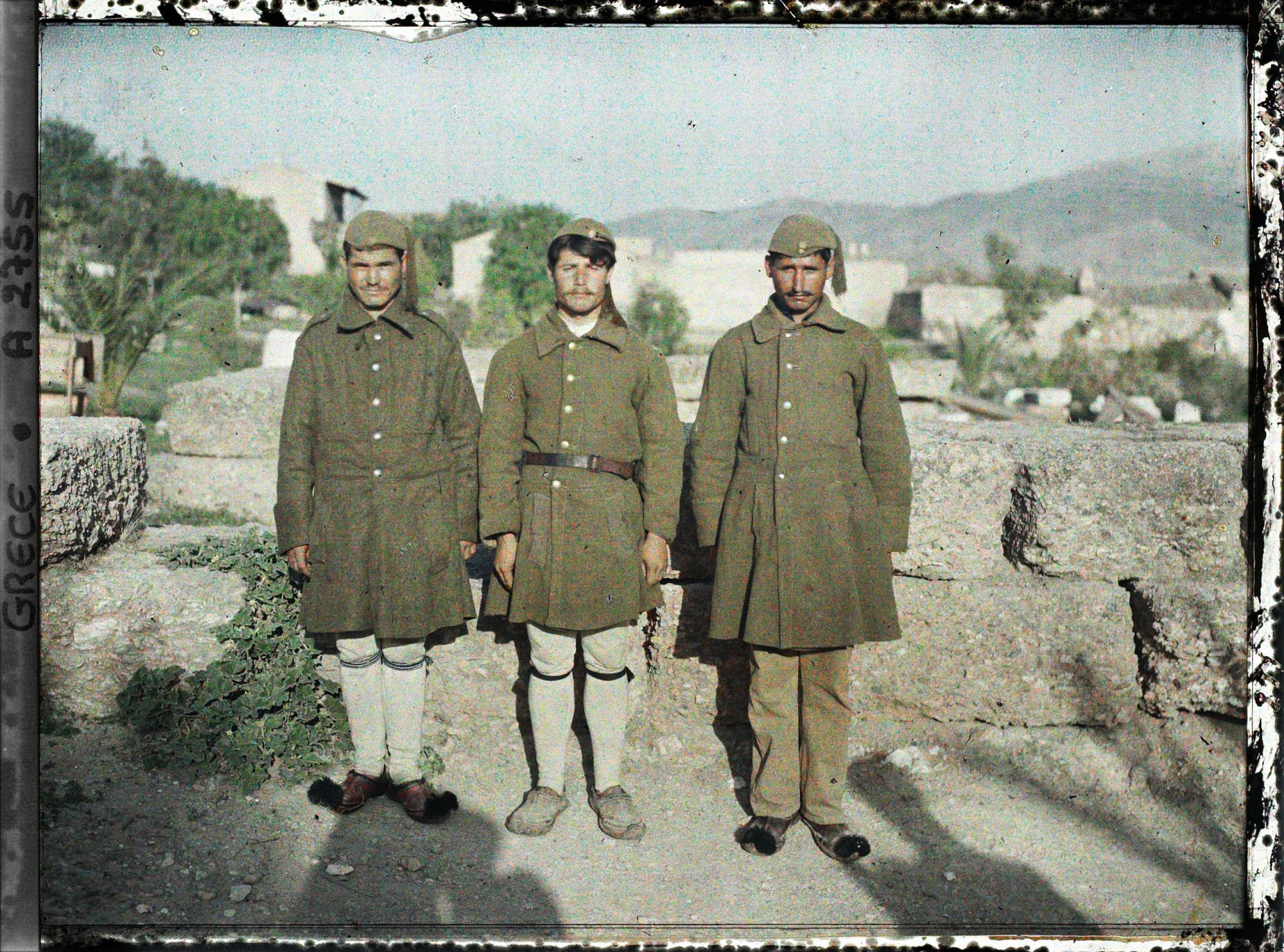 Image représentant Trois soldats grecs de Corinthe