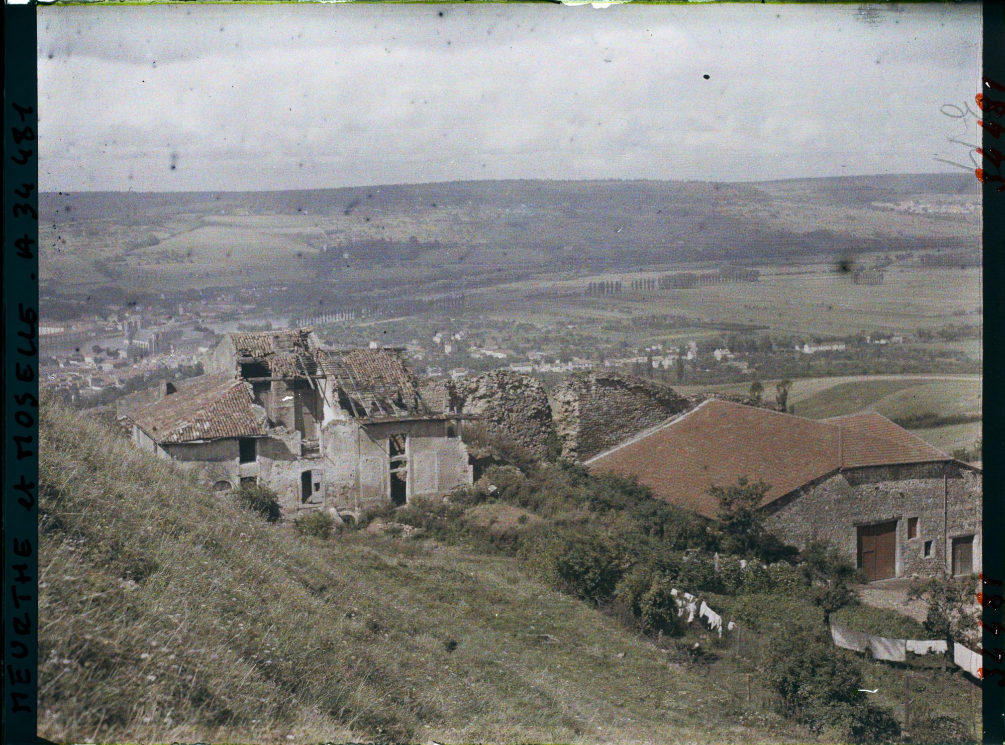 Image représentant France, Mousson, Le Bois Le Prêtre vu de Mousson