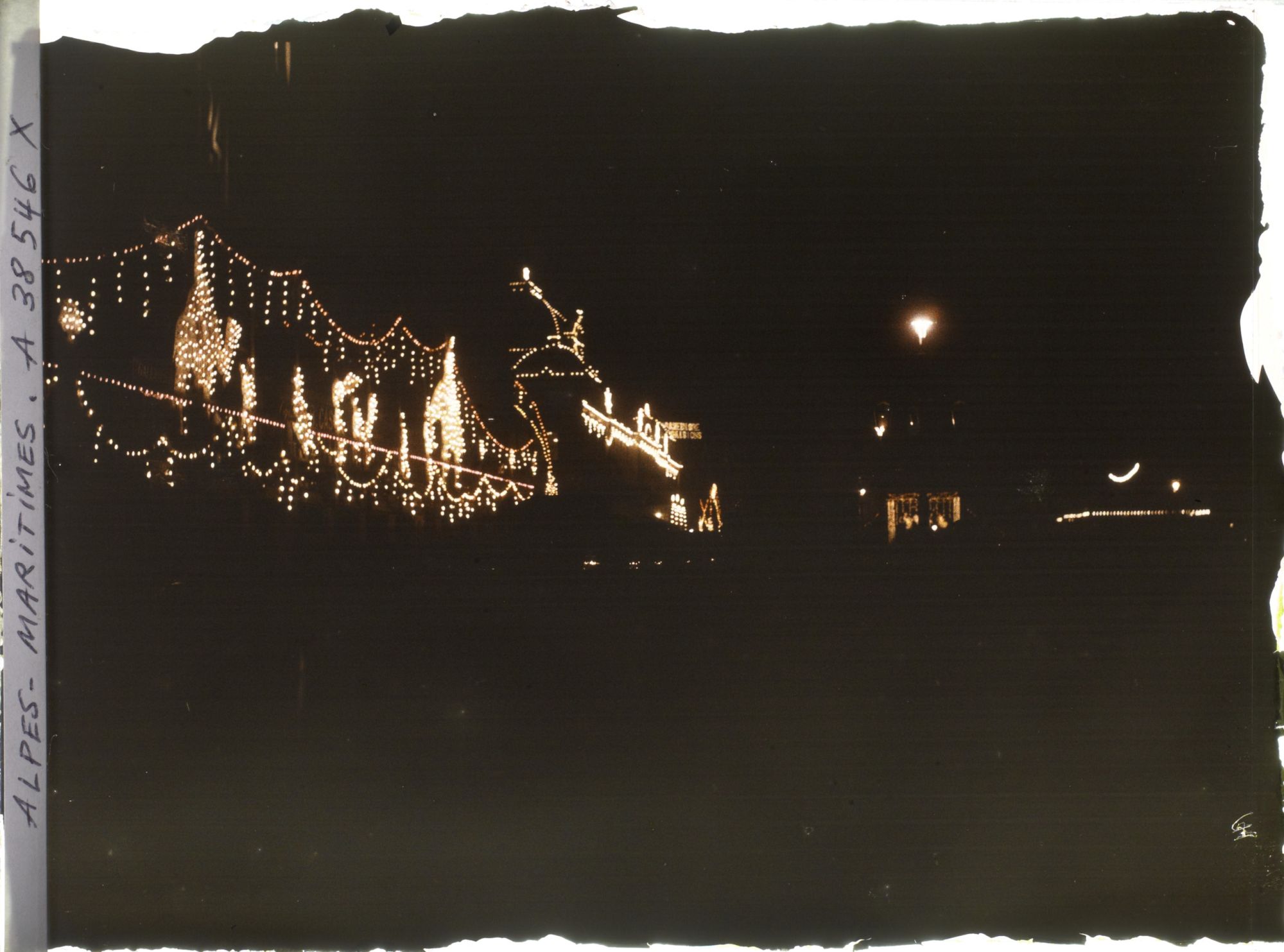 Image représentant Les illuminations de la place Masséna