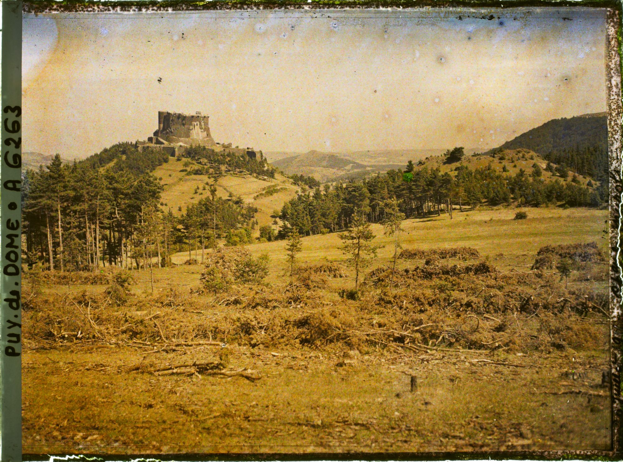Image représentant France, Château de Murols