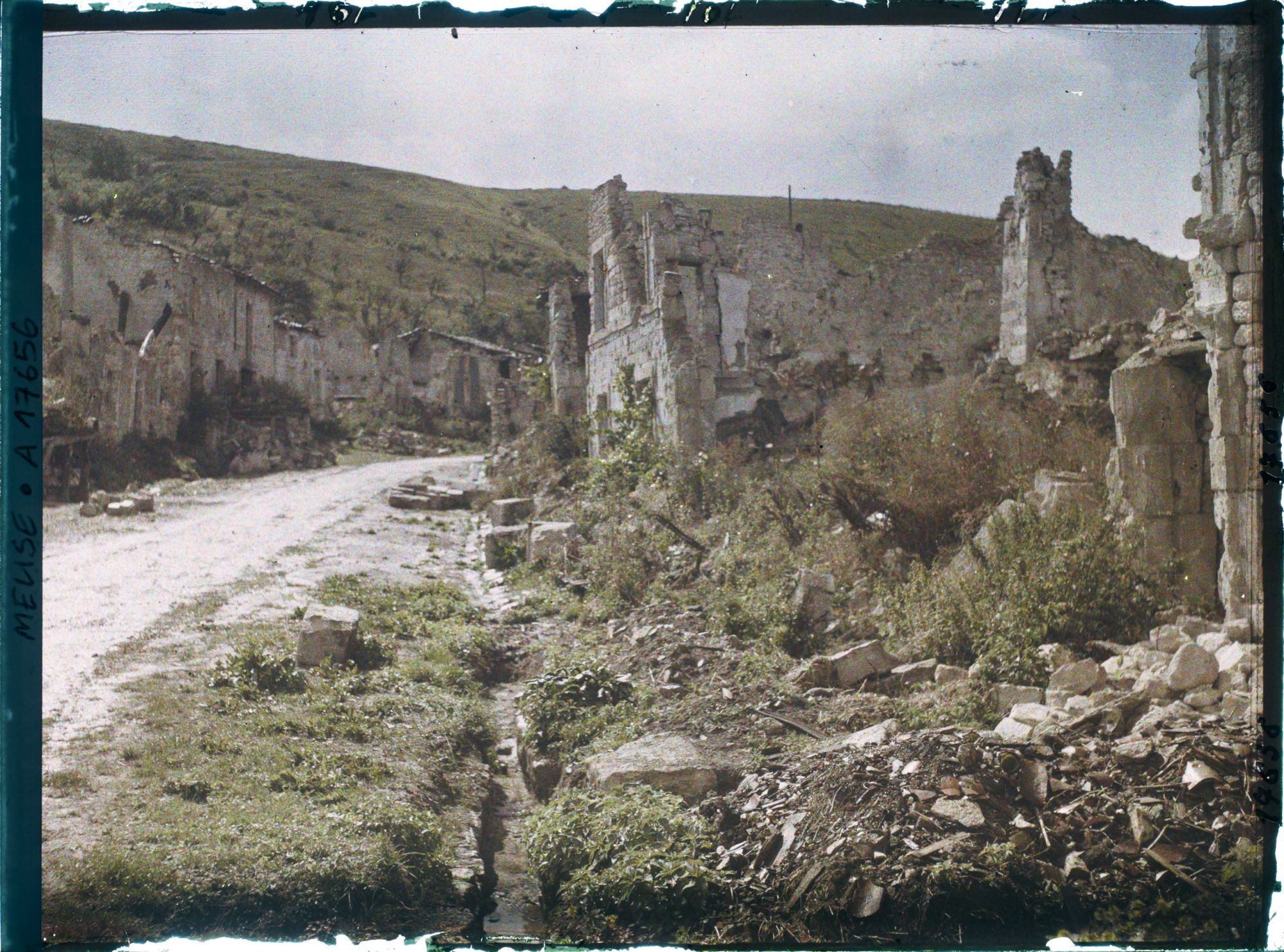 Image représentant France, Watronville, Vue prise de l'Eglise