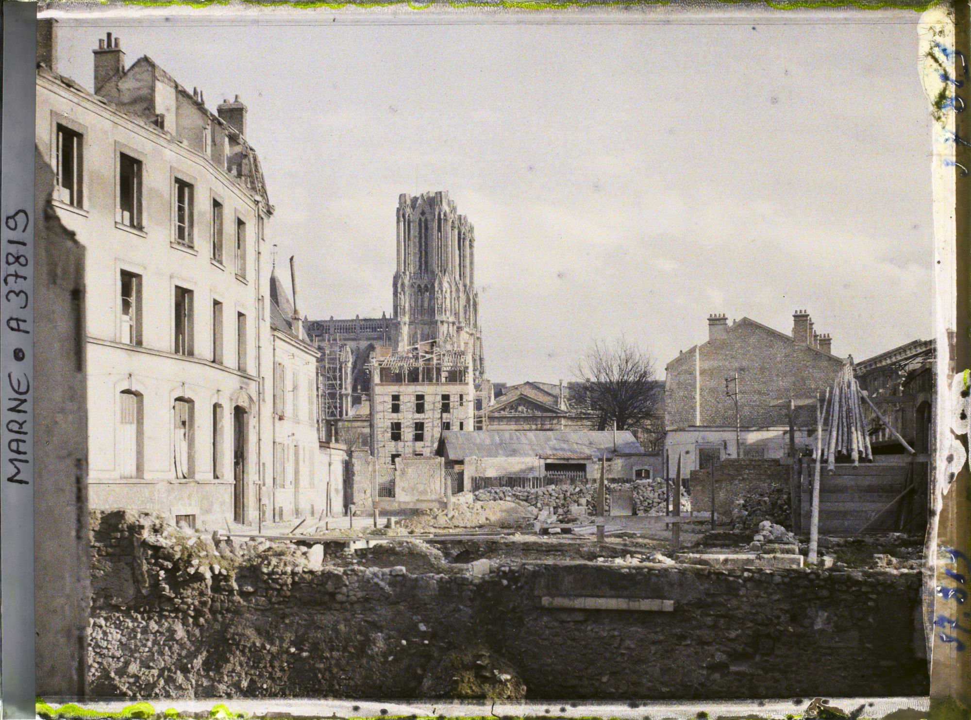 Image représentant France, Reims, Reconstructions vers la Cathédrale