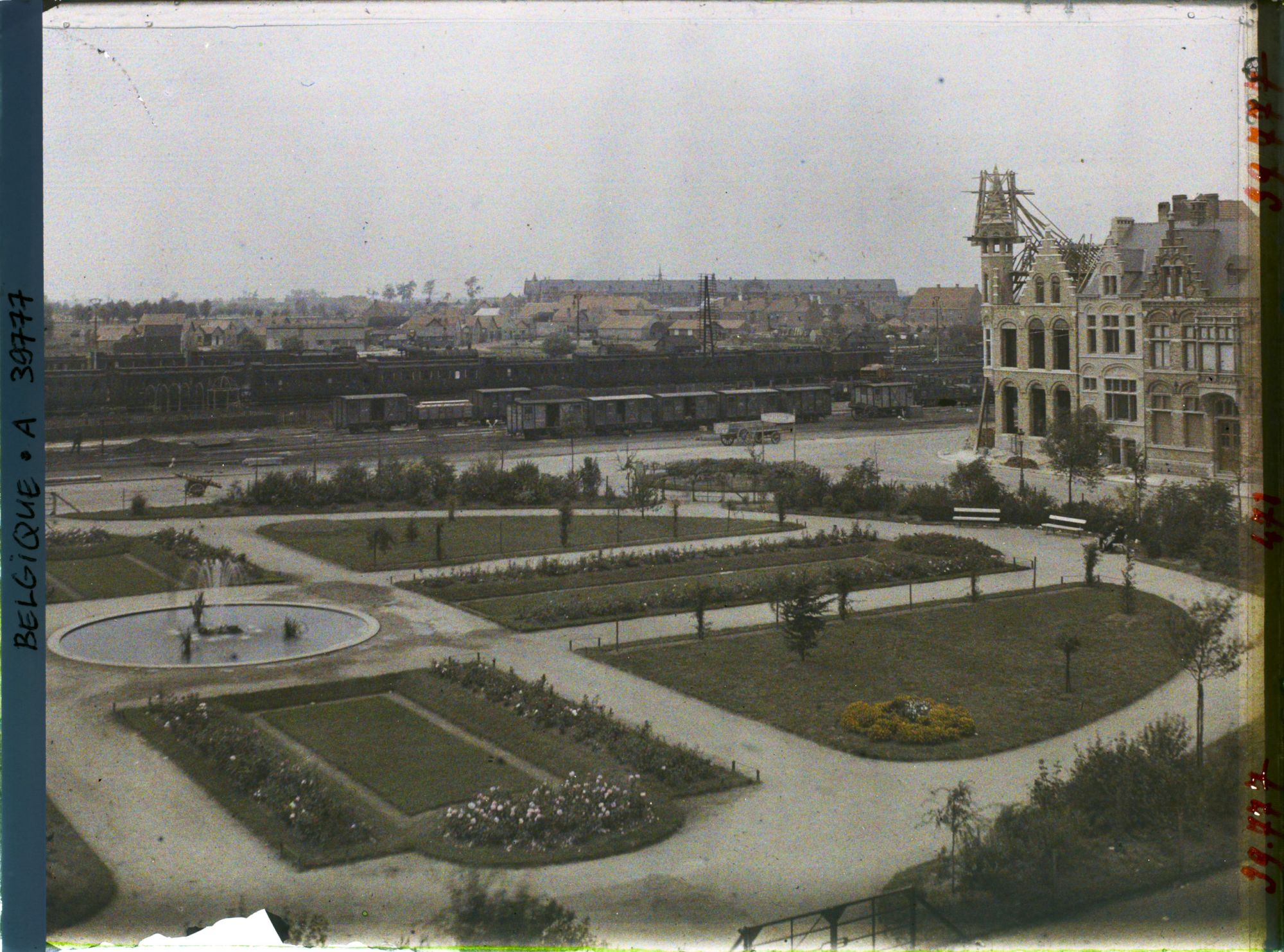 Image représentant Belgique, Ypres, Vue Générale de la Place de la Gare
