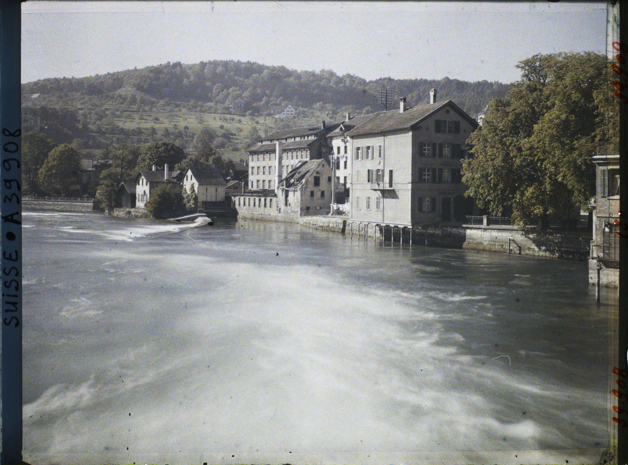 Image représentant Les rapides du Rhin en aval de Schaffhouse