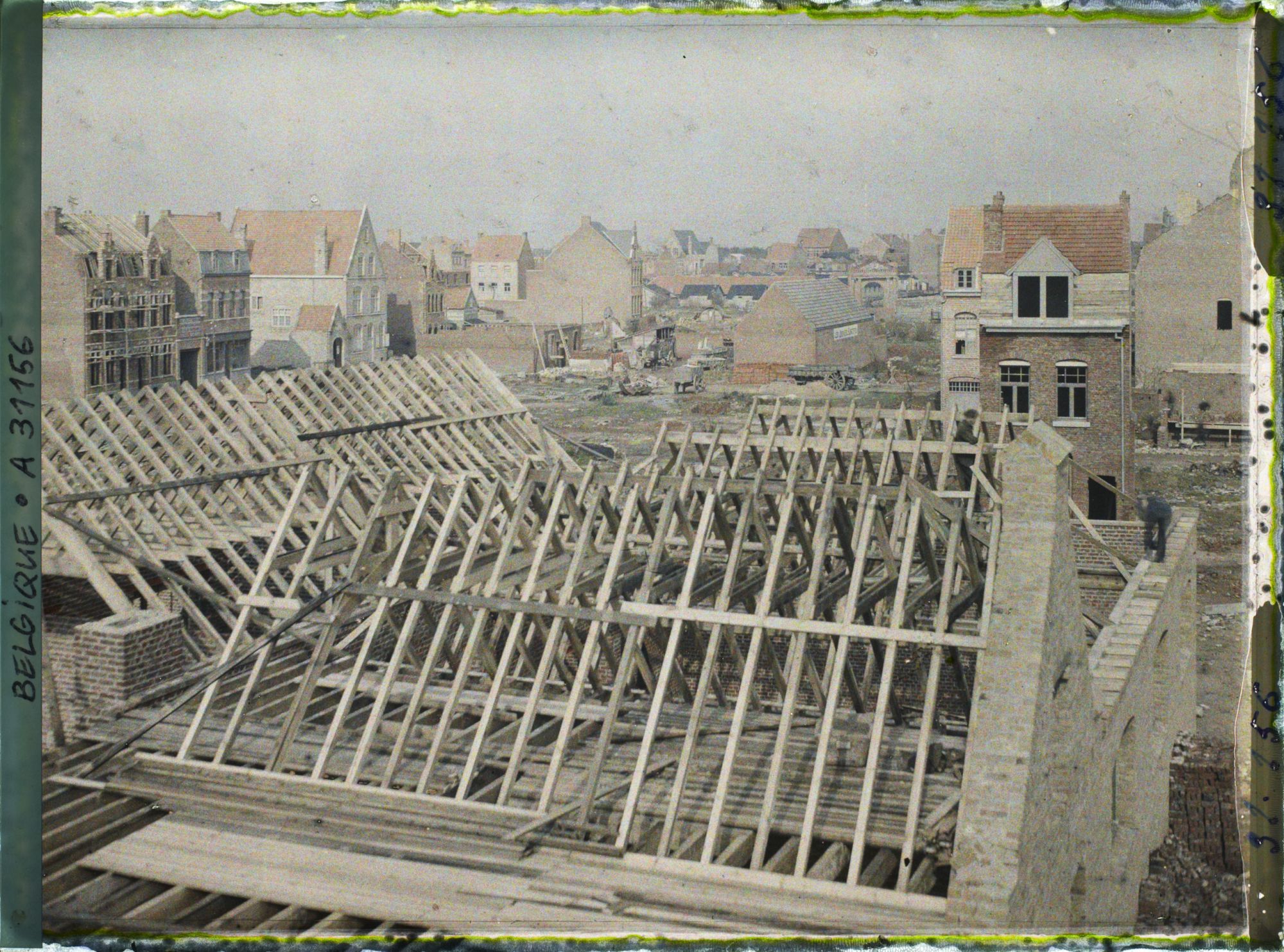 Image représentant Belgique, Ypres, Vue panoramique sur les Quartiers Sud