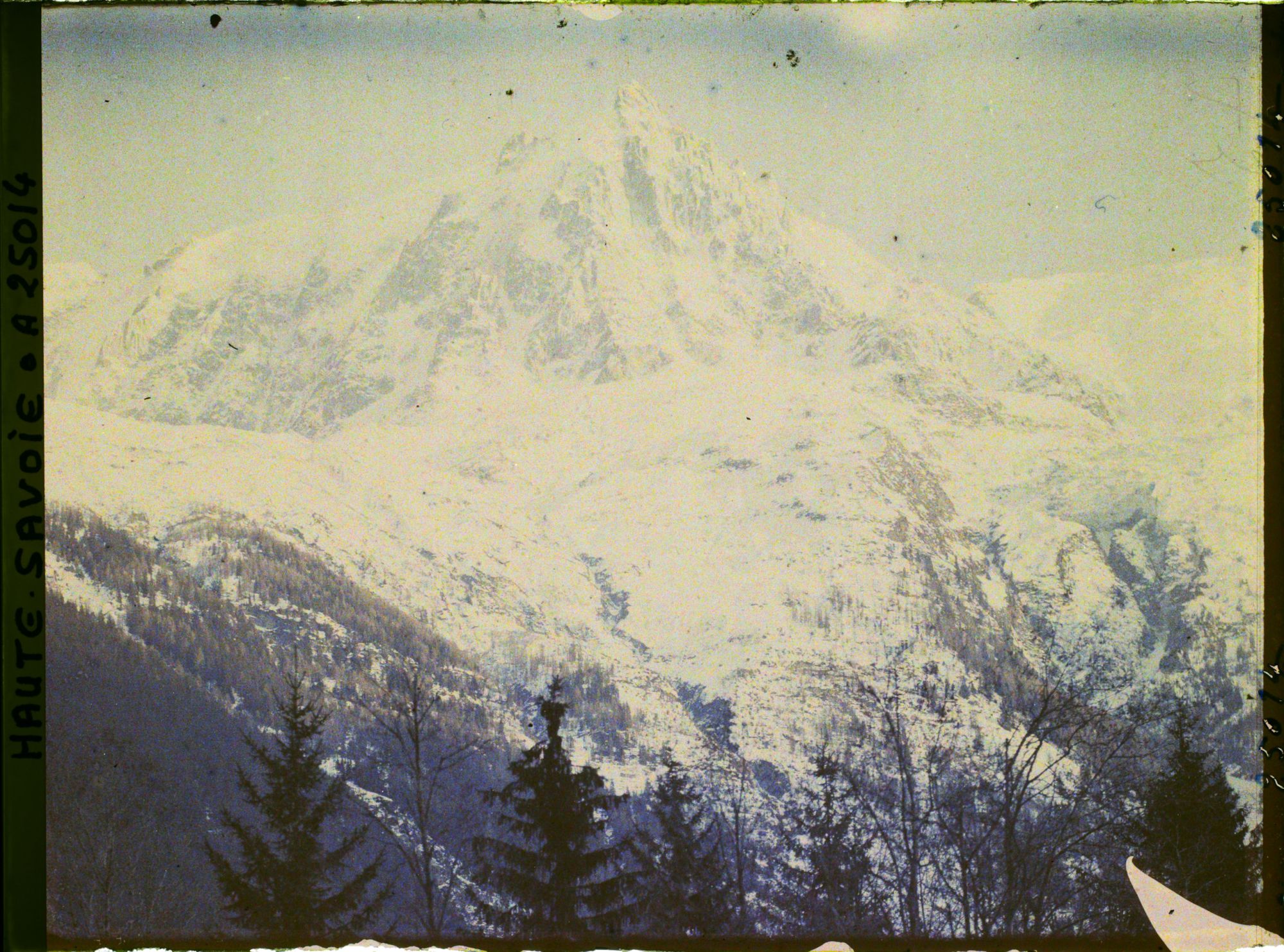 Image représentant France, Les Alpes -Vallée de Chamonix Soleil couchant s/l'aiguille du Midi