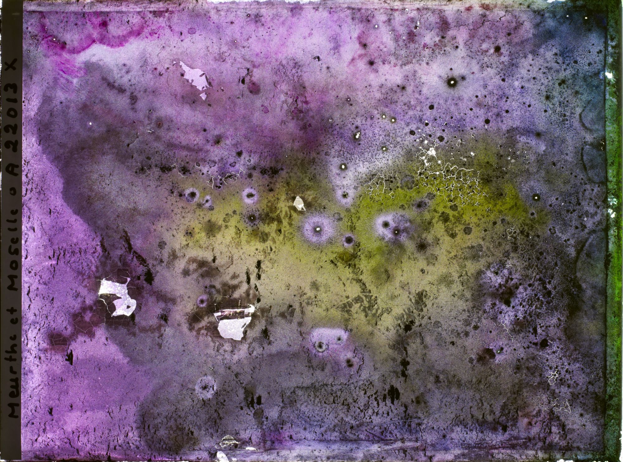 Image représentant Image illisible, plaque endommagée par l'eau (altérations d'époque)