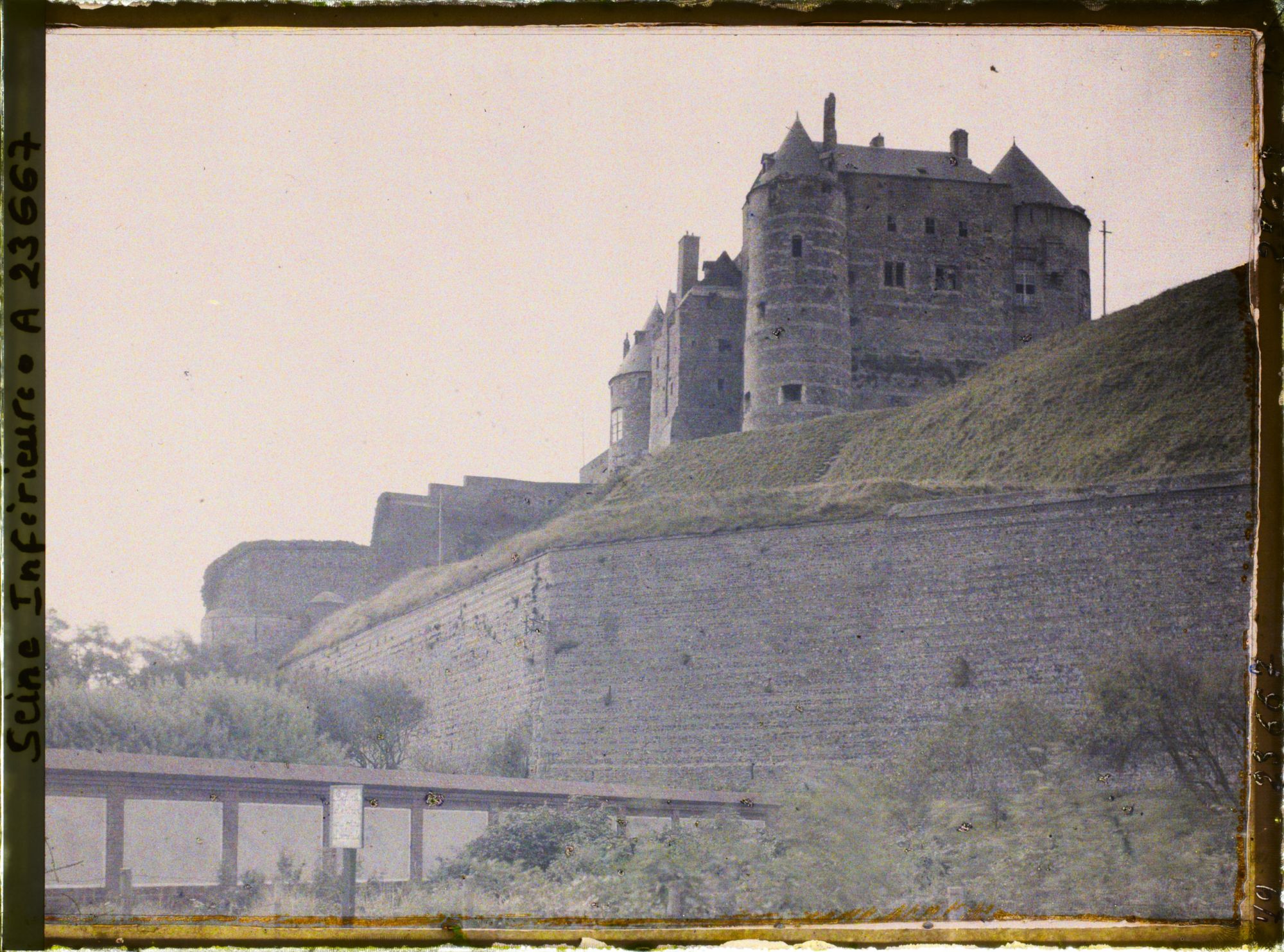 Image représentant Le château vu du côté nord
