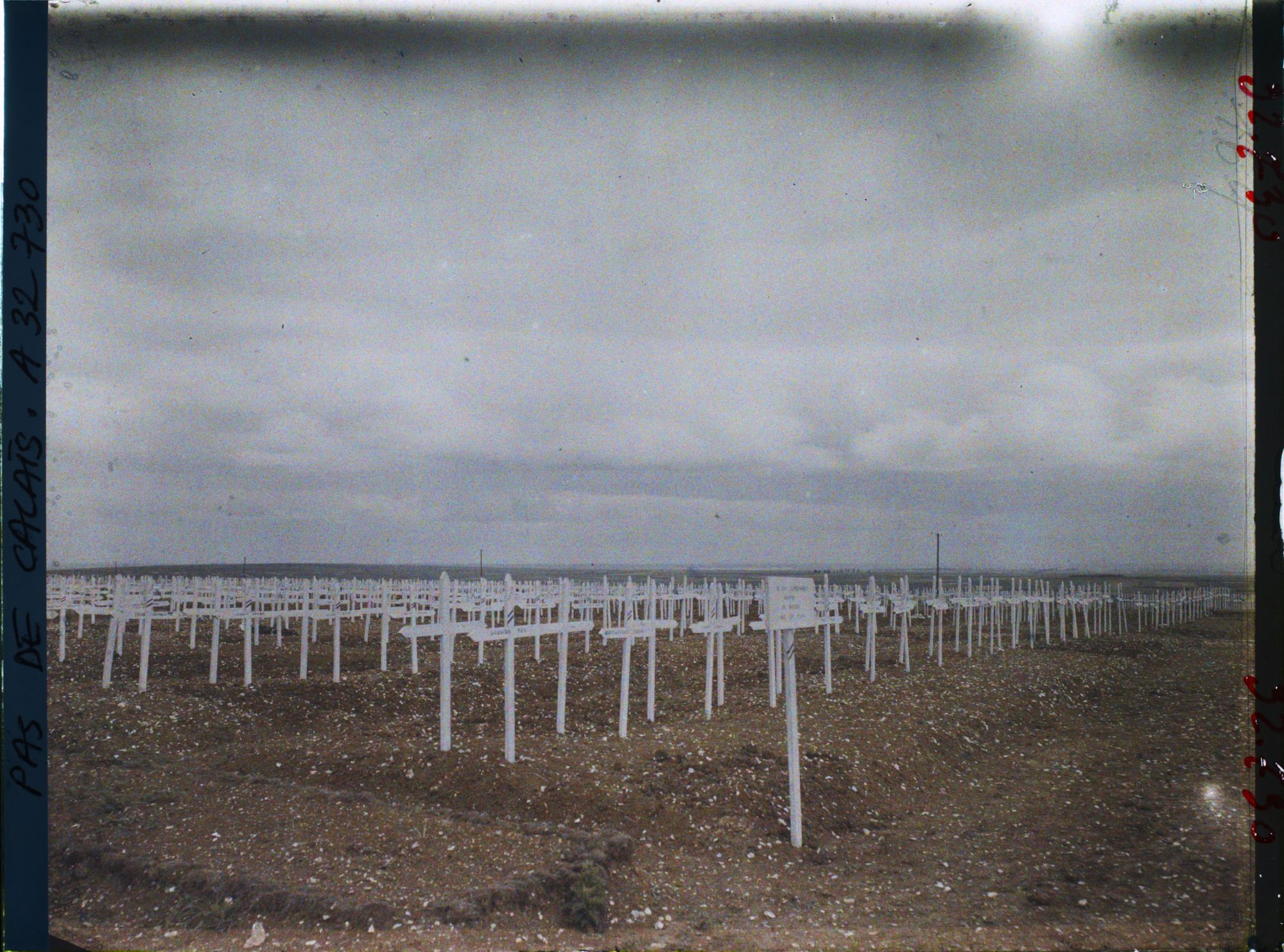 Image représentant France, Ablain St Nazaire, Autre aspect du cimetière