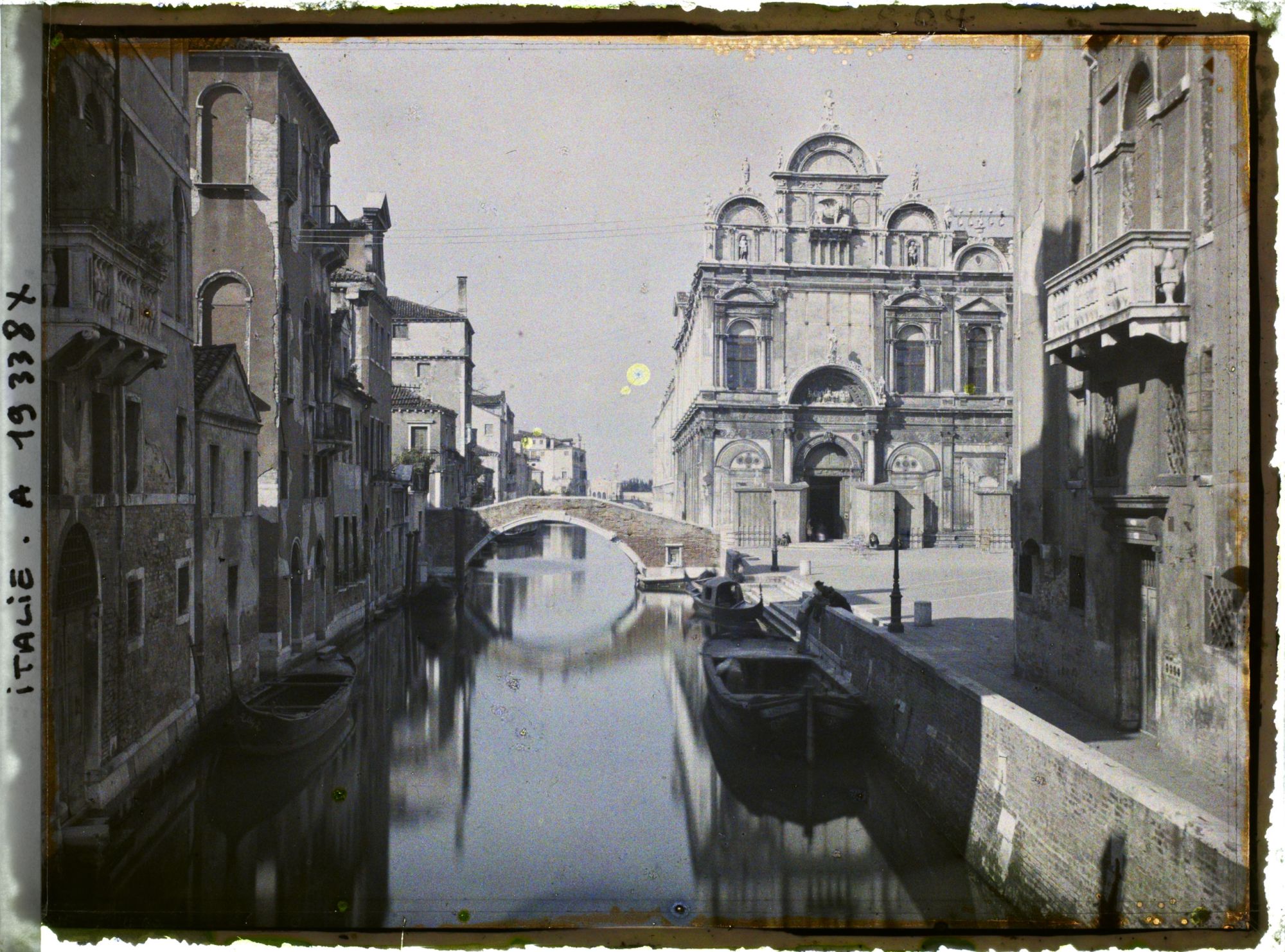 Image représentant Canal des Mendicanti et Scuola Grande