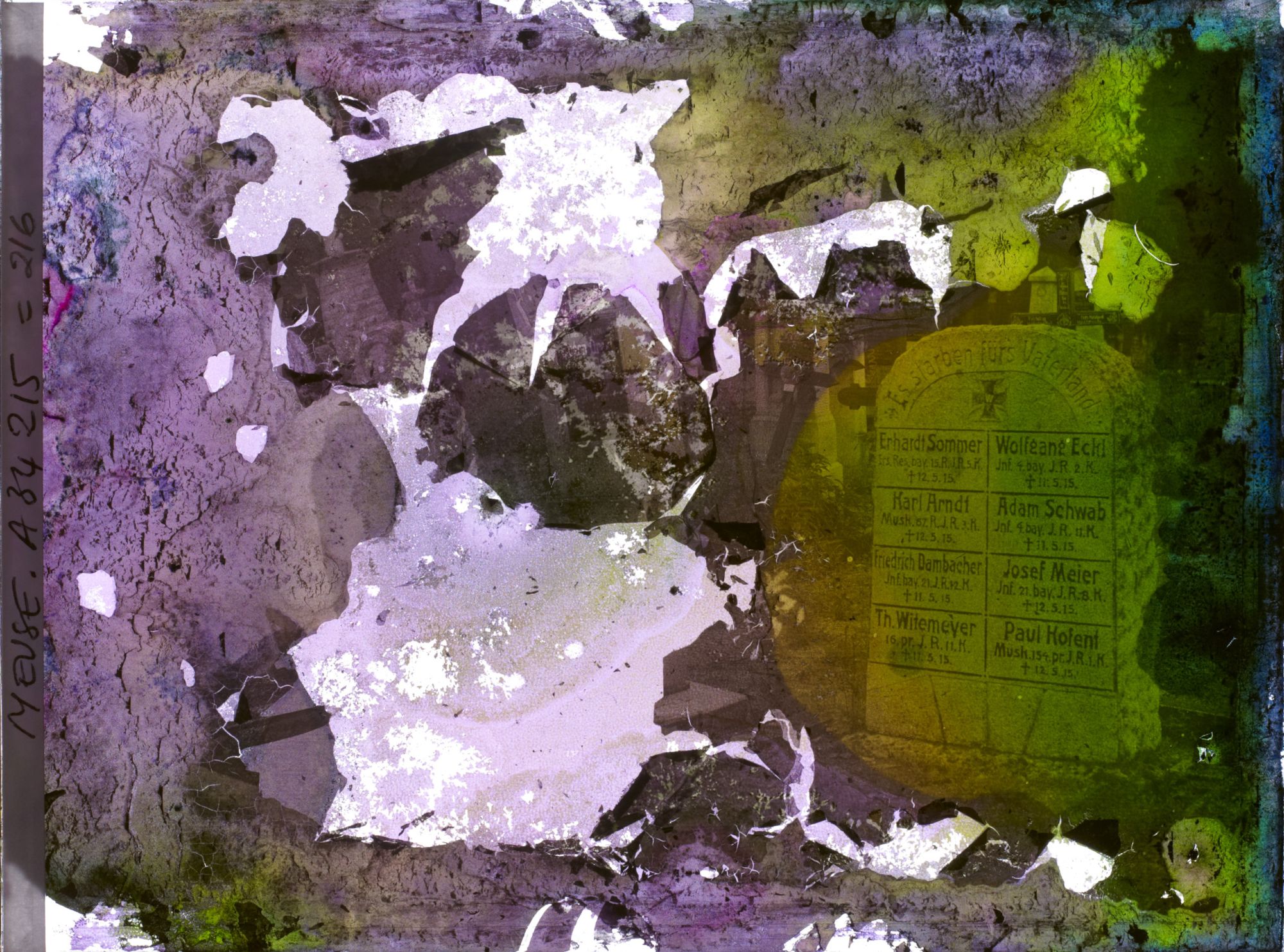 Image représentant France, Vigneulles les Hattonchatel, Tombes Allemandes dans le Cimetière du Village