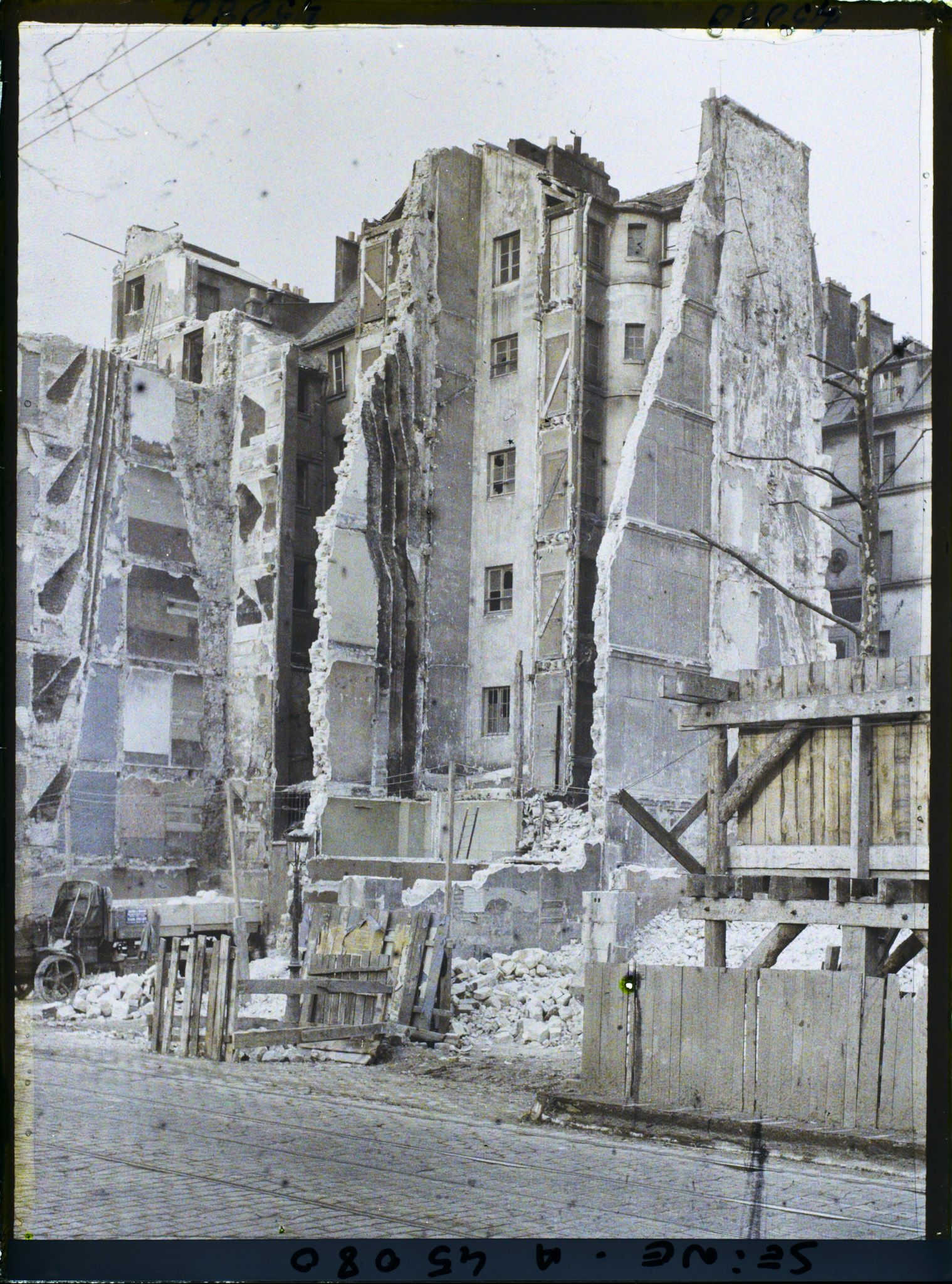 Image représentant Démolitions quai de l'Hôtel de Ville pour les travaux d'assainissement