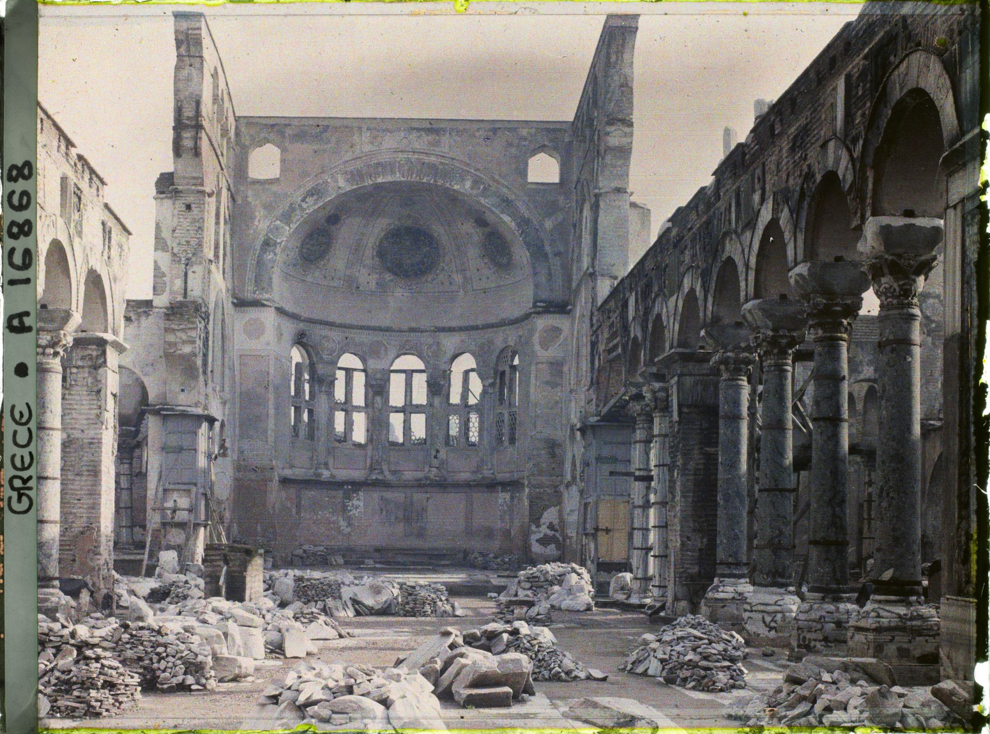 Image représentant Grèce, Salonique, Ruines de l'Eglise St Demètre