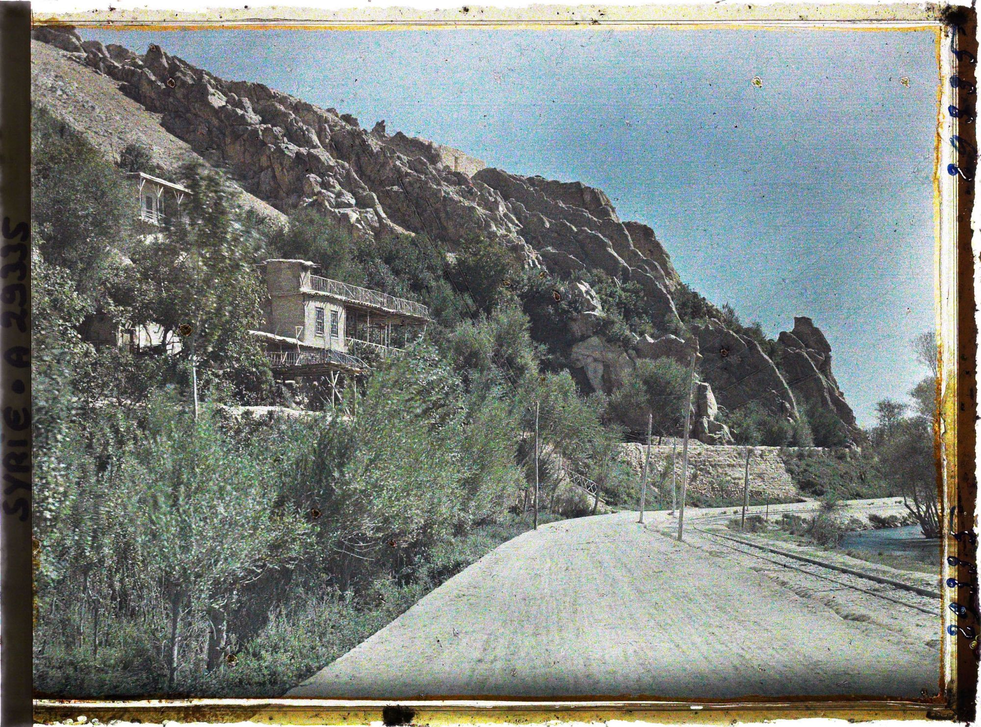 Image représentant Sortie des gorges du Nahr Barada