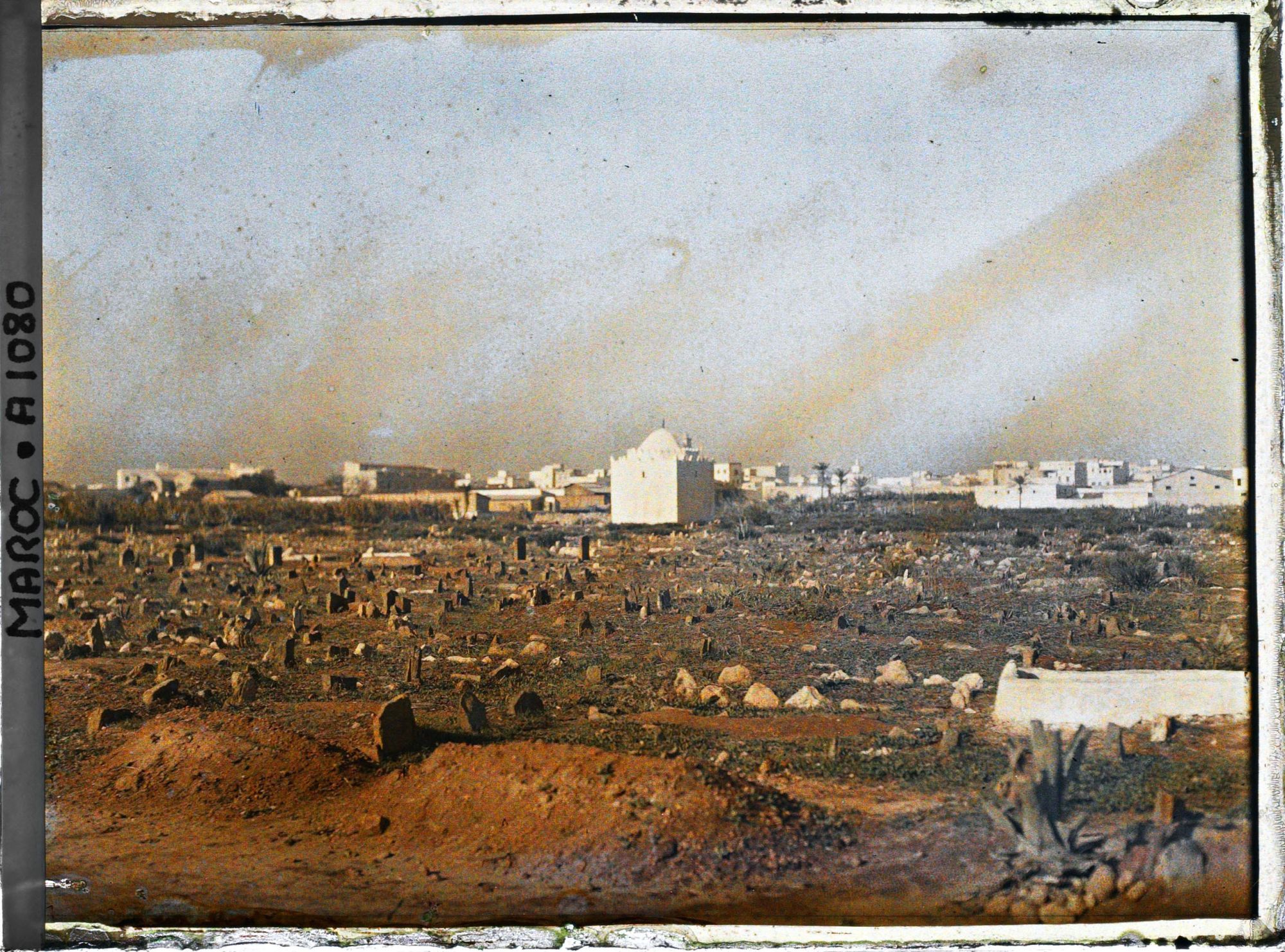 Image représentant Le cimetière musulman