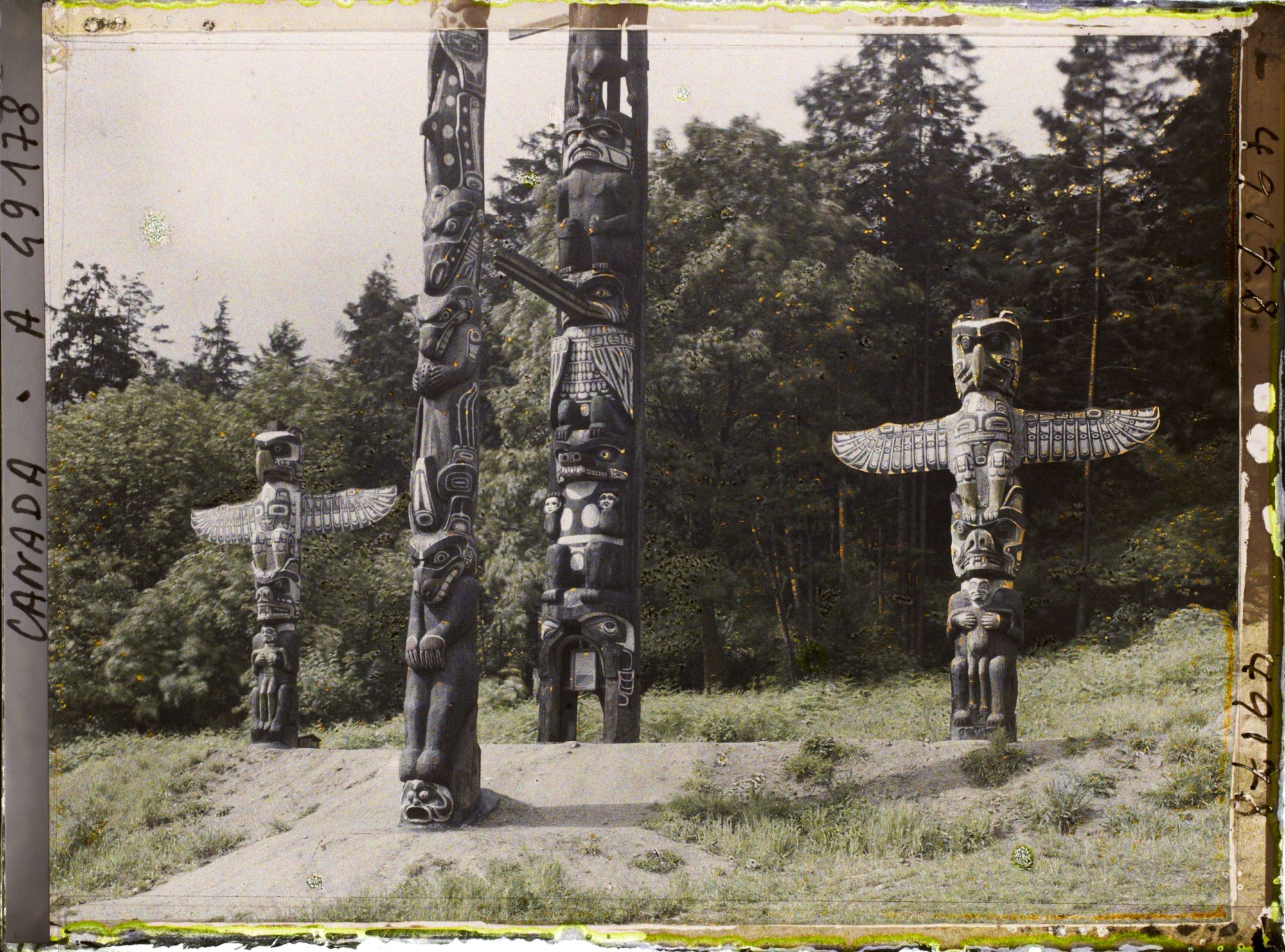 Image représentant Canada, Vancouver, Détails d'un Totem