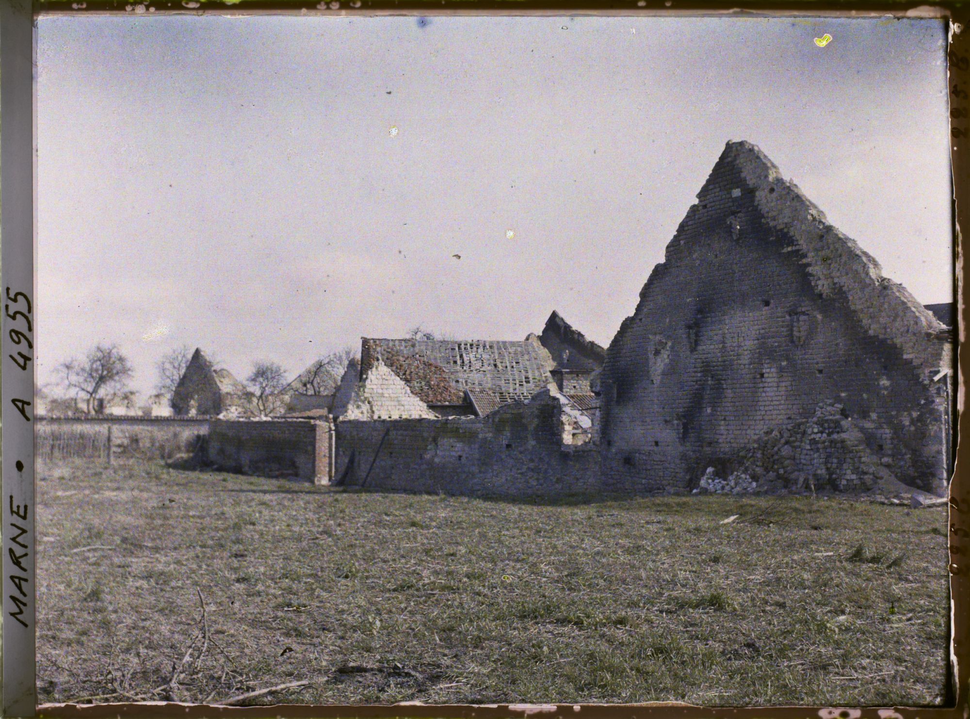 Image représentant L'entrée du village
