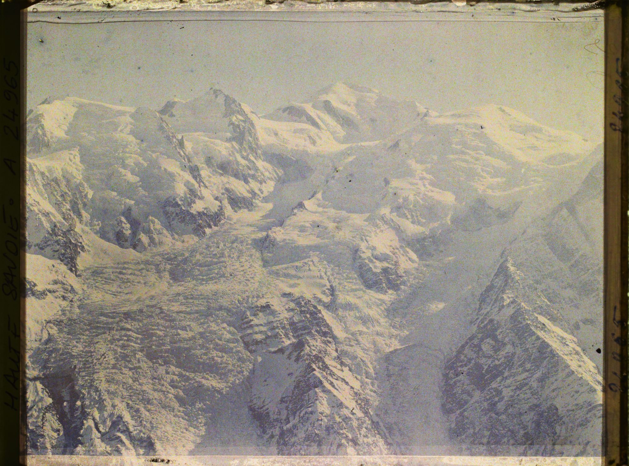 Image représentant Les Alpes, Vue prise de Brévent (2532m) Mt Blanc du Taeul, Mt Maudit, Mt Blanc, Glacier des Bossons