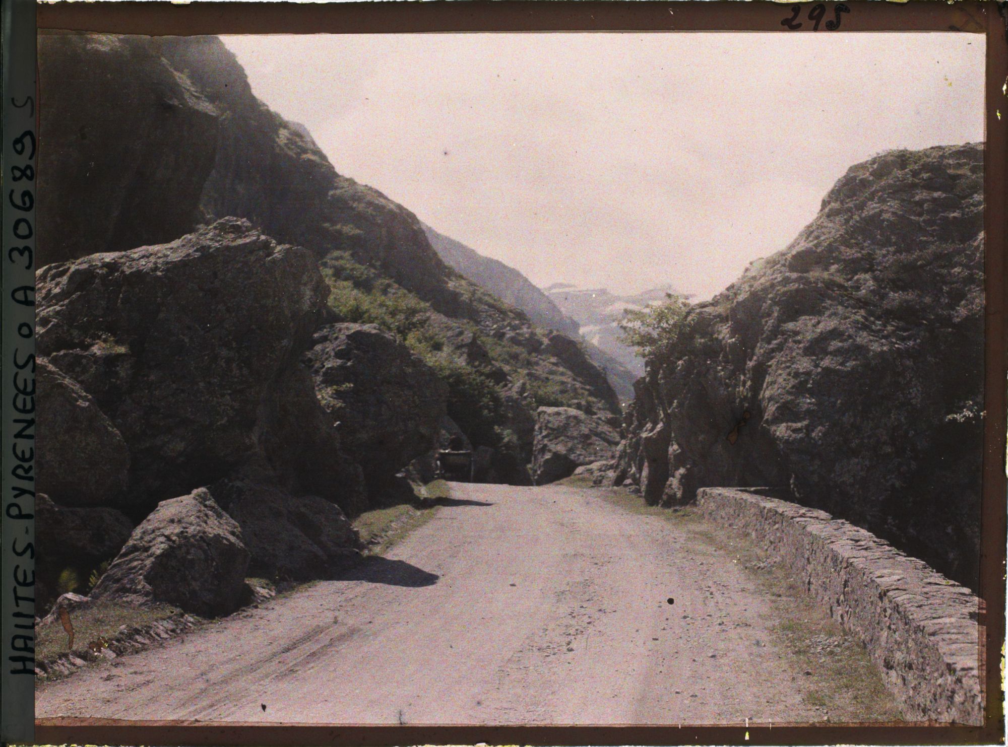 Image représentant France, (*) Chaos Coumelie, Route de Gavarnie (ou * Cahosse)
