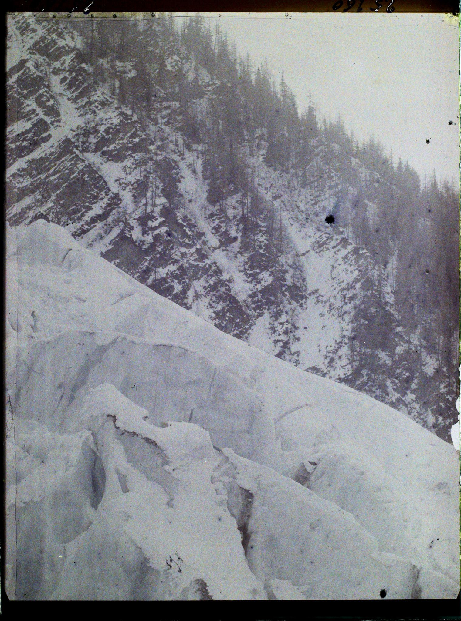 Image représentant France Les Alpes, Glacier des Bossons : Séracs du Glacier Supérieur des Bossons
