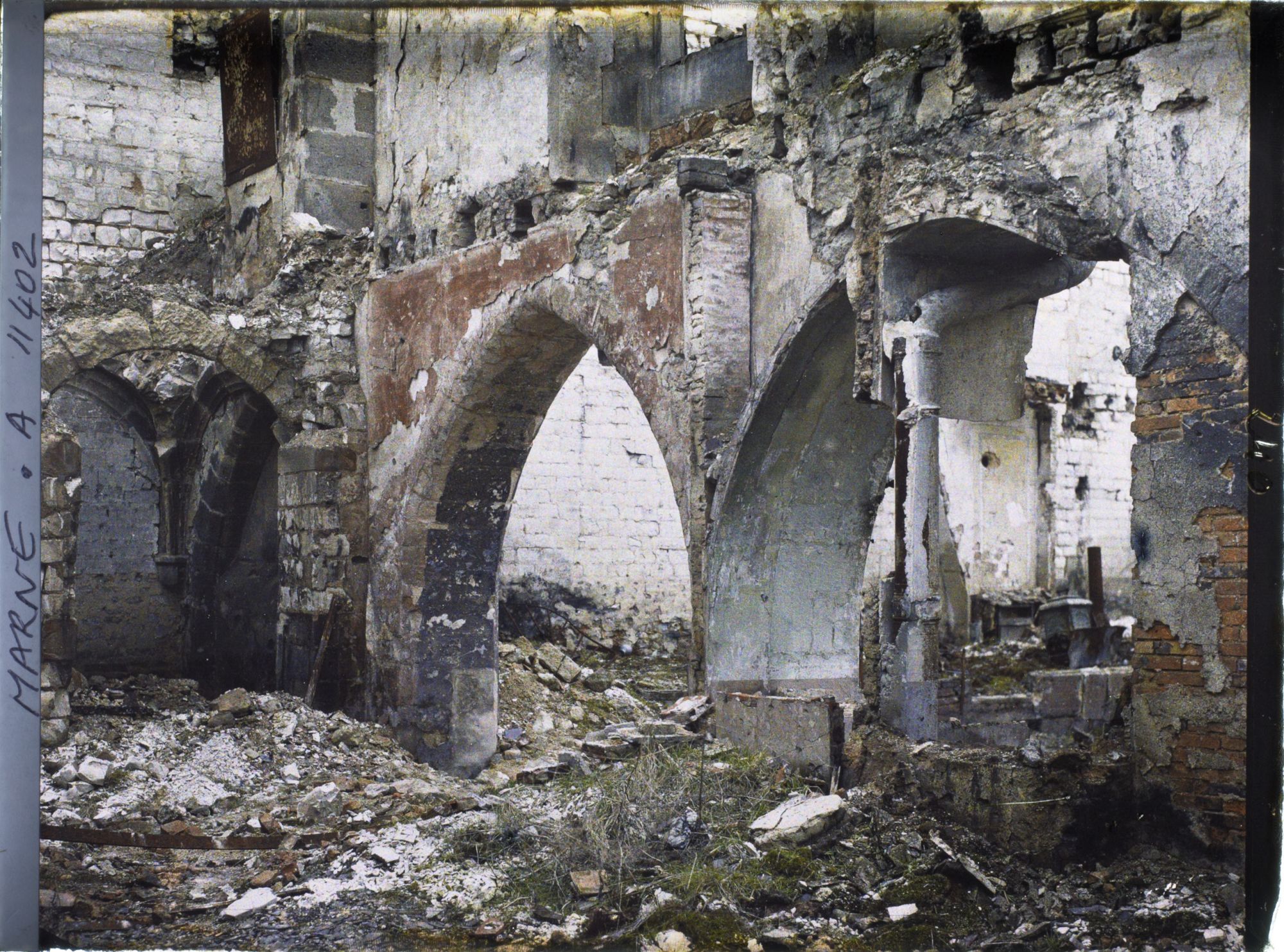 Image représentant Ruines du cloître des Cordeliers