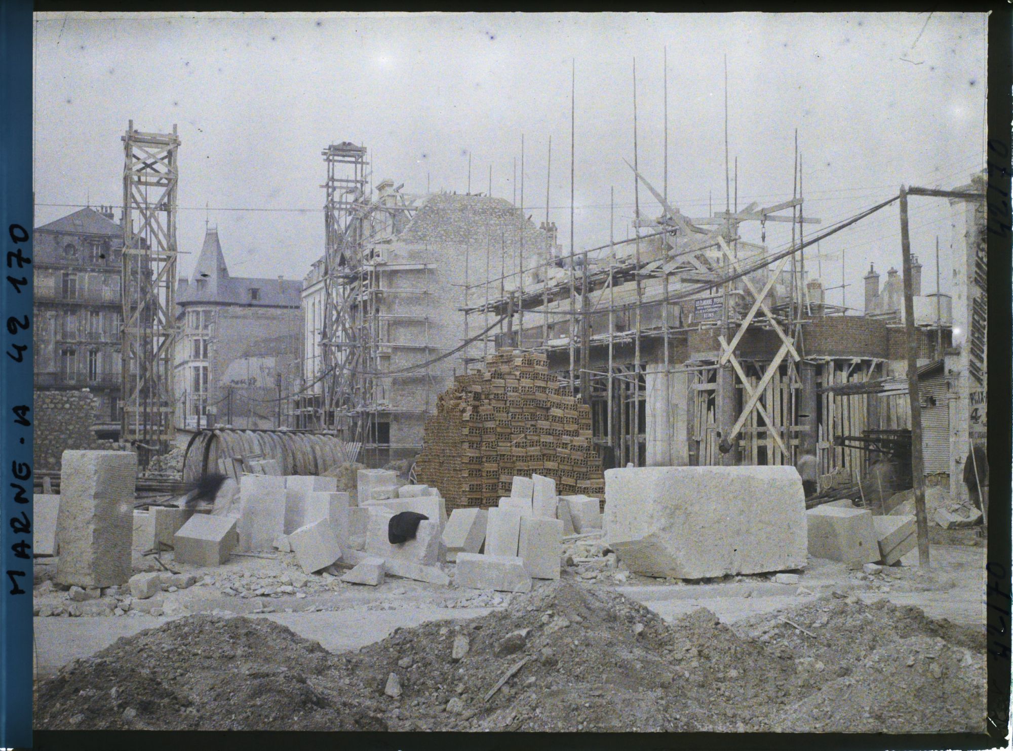 Image représentant France, Reims, Ensemble des travaux, Rues du Carrouge et du Cadran St Pierre