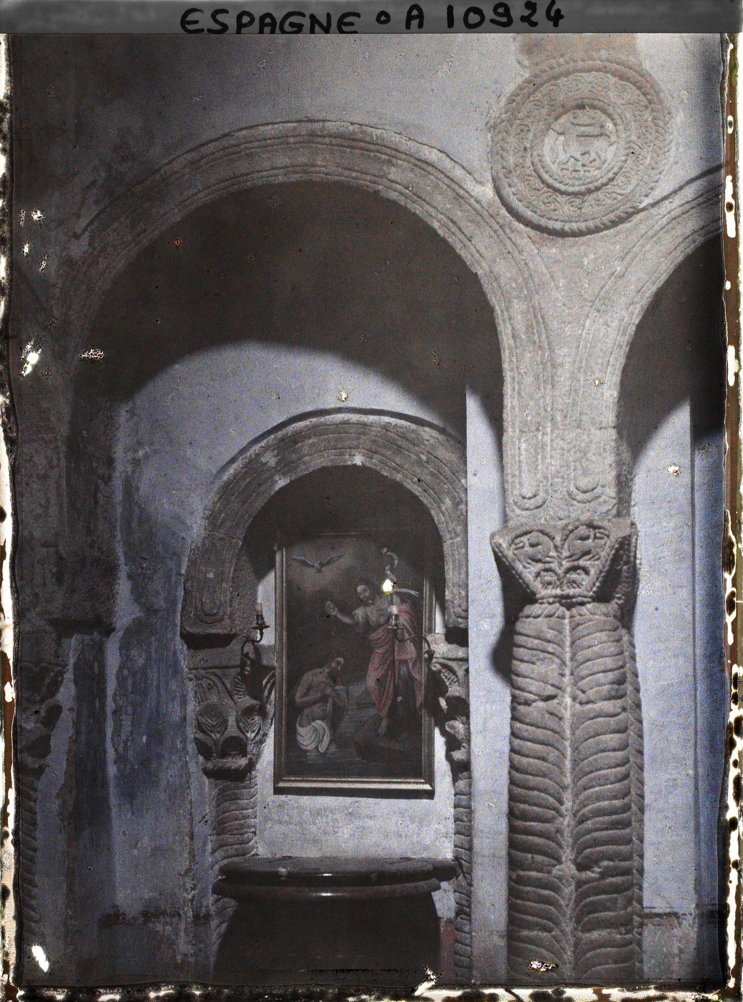 Image représentant intérieur d'église