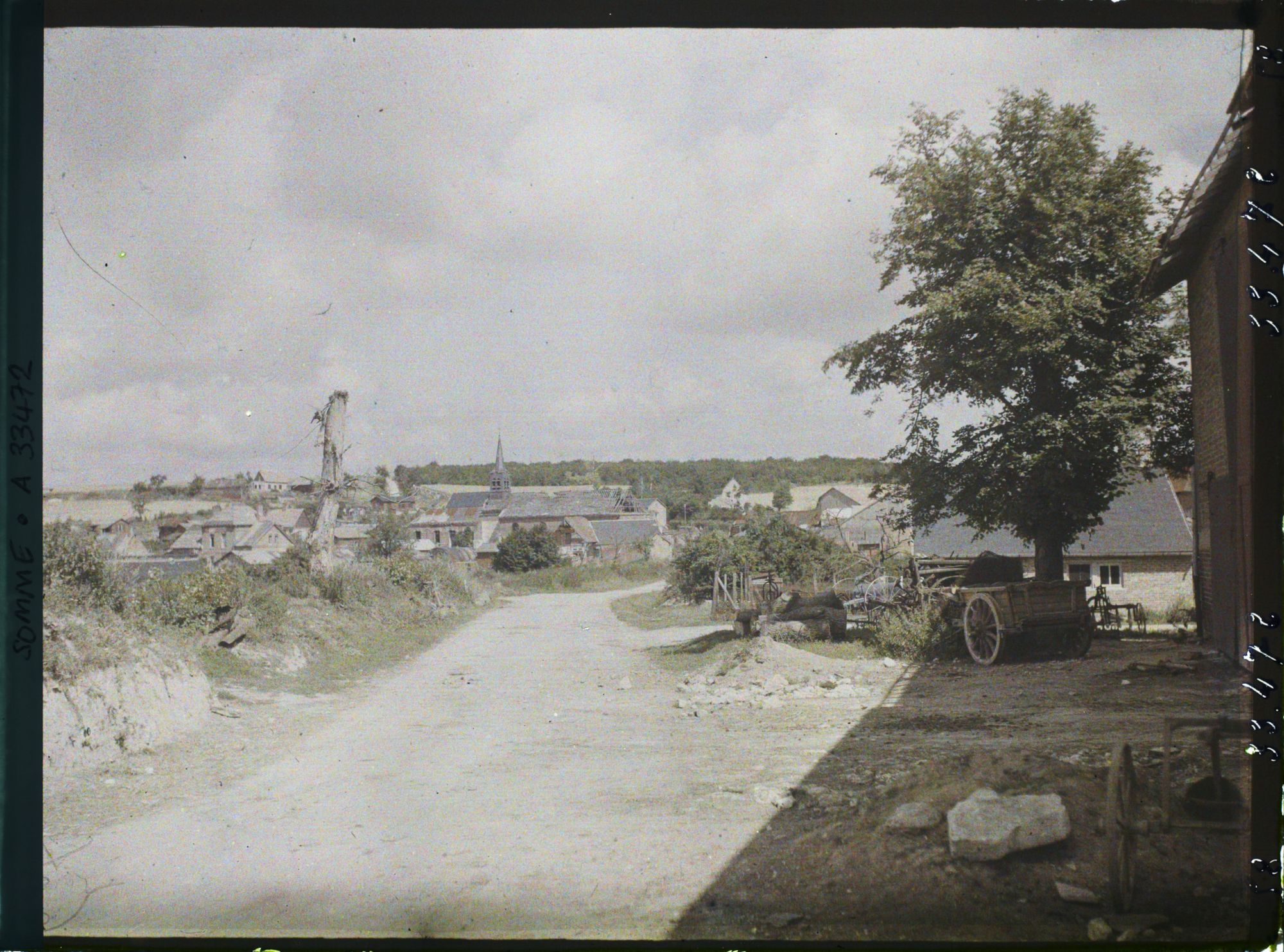 Image représentant France, Chuignes, Vue d'ensemble prise de la route de Chaulnes