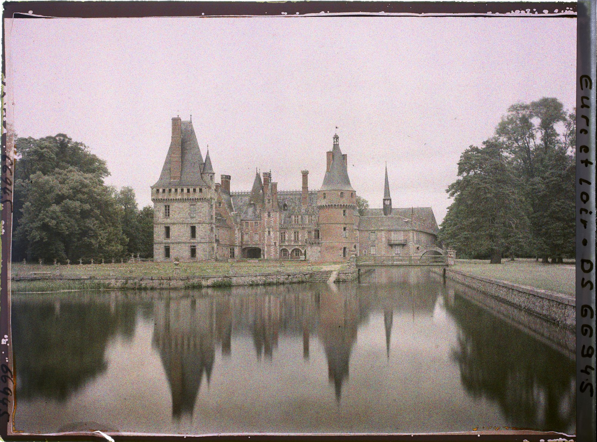 Image représentant Le château vu du parc