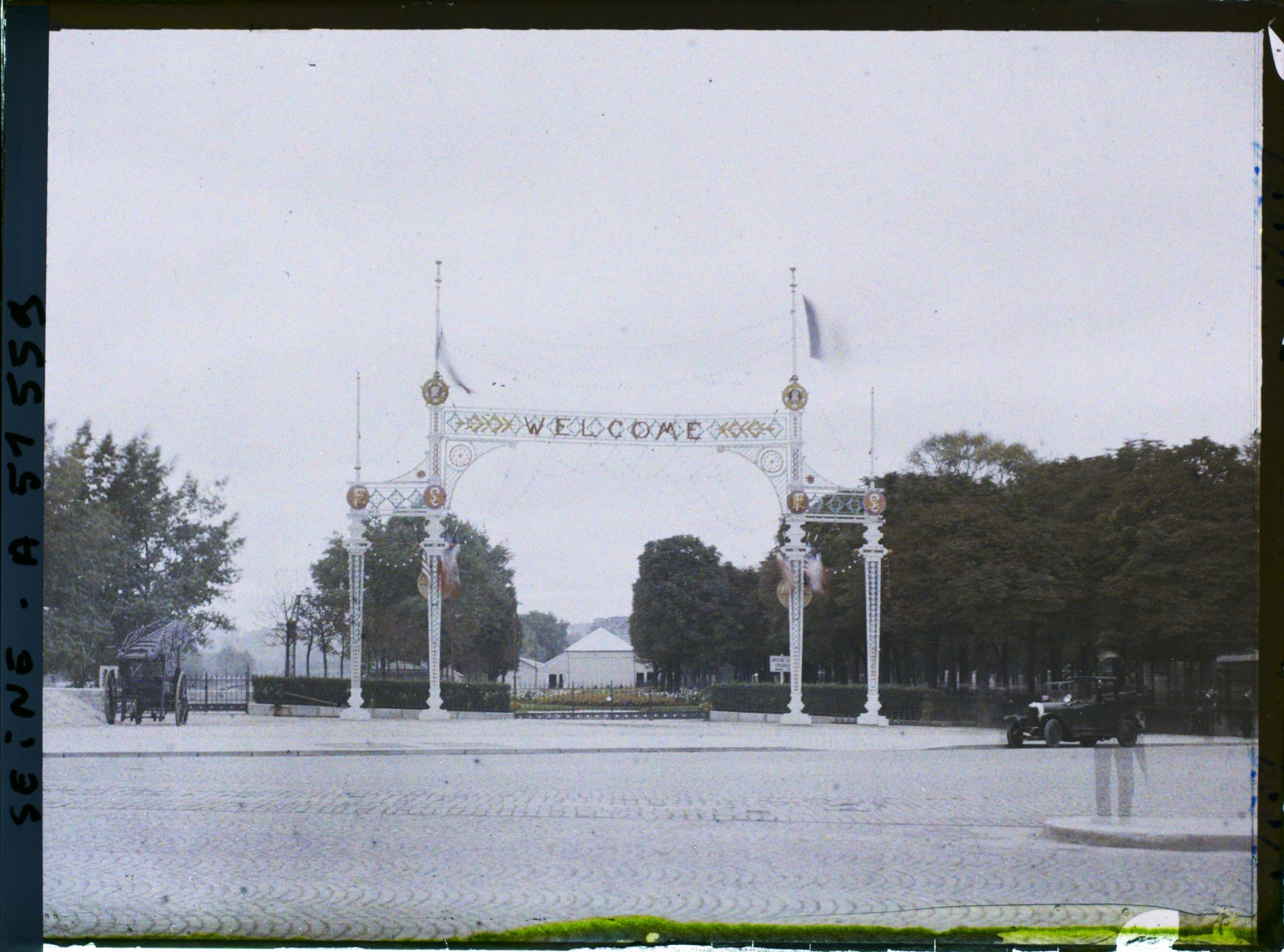 Image représentant Décorations Cours-la-Reine pour le 9ème congrès de la Légion Américaine (American Legion)