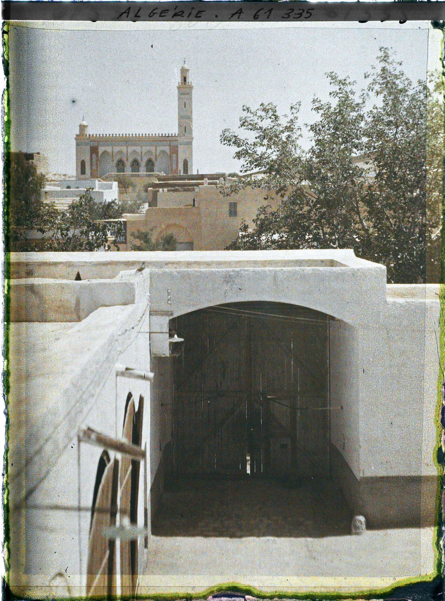 Image représentant Vue vers la mosquée