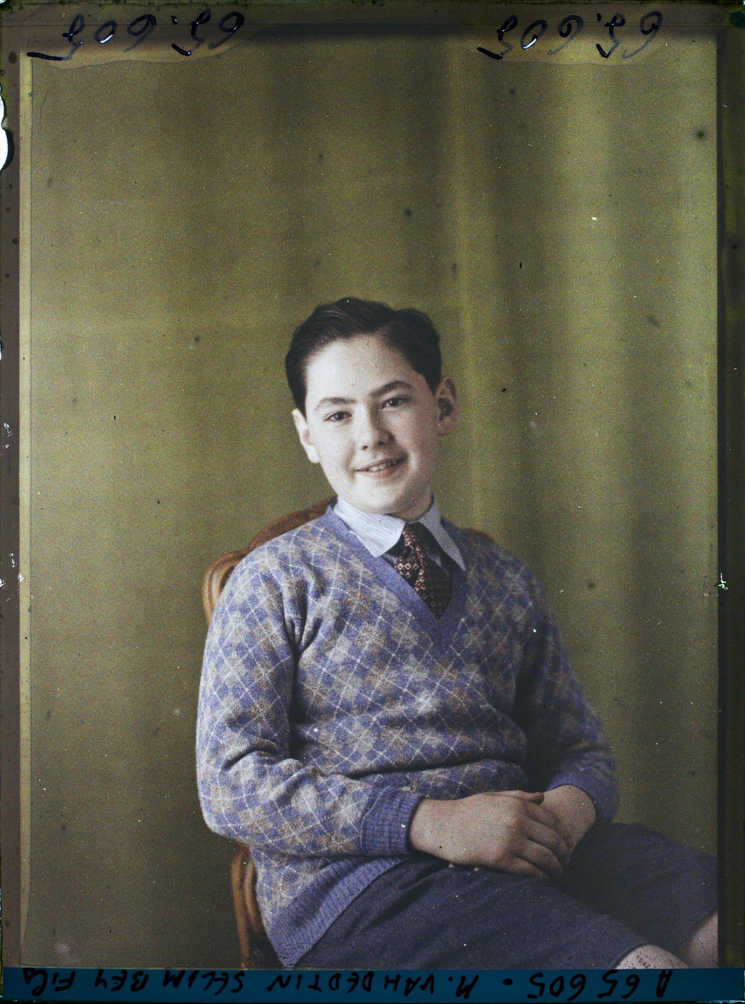 Image représentant https://musee-albert-kahn.s-museum.fr/home/NWQ2OTAwYzNmYjZlZTk1ZWQwODJmMjY4L2dlbmVyaWMtbm90aWNlLXRhYi9hdXRob3JpdHkvNjE3YTc5ZjVjZjhiODk2OGIzMzM3ZDIx/5d6900c3fb6ee95ed082f268/generic-notice-tab/authority/617a79ebcf8b8968b33378e2 Vahdedtin Selim Bey