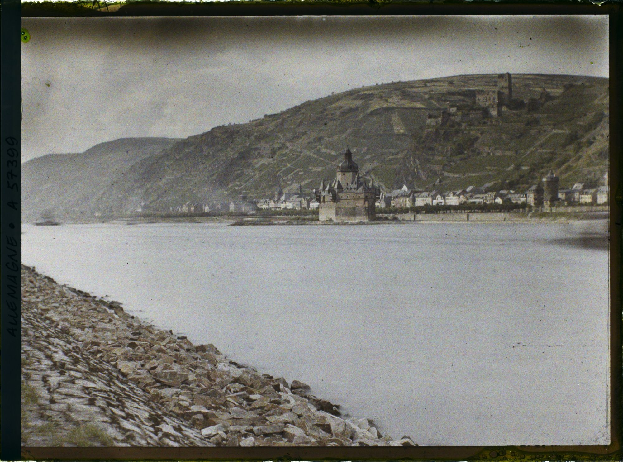Image représentant Bords du Rhin, Caub, Vues diverses