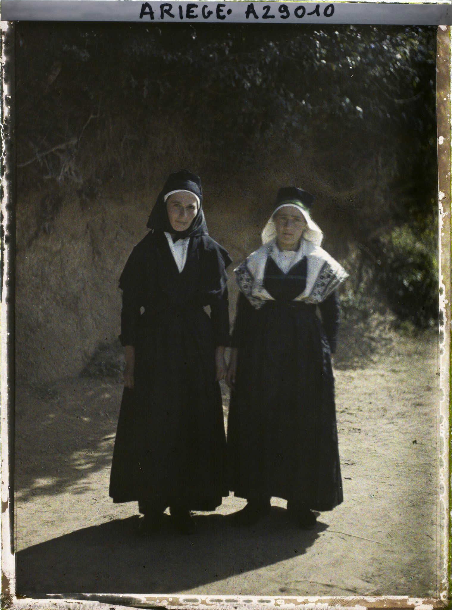 Image représentant Femmes Bethmalaises en deuil