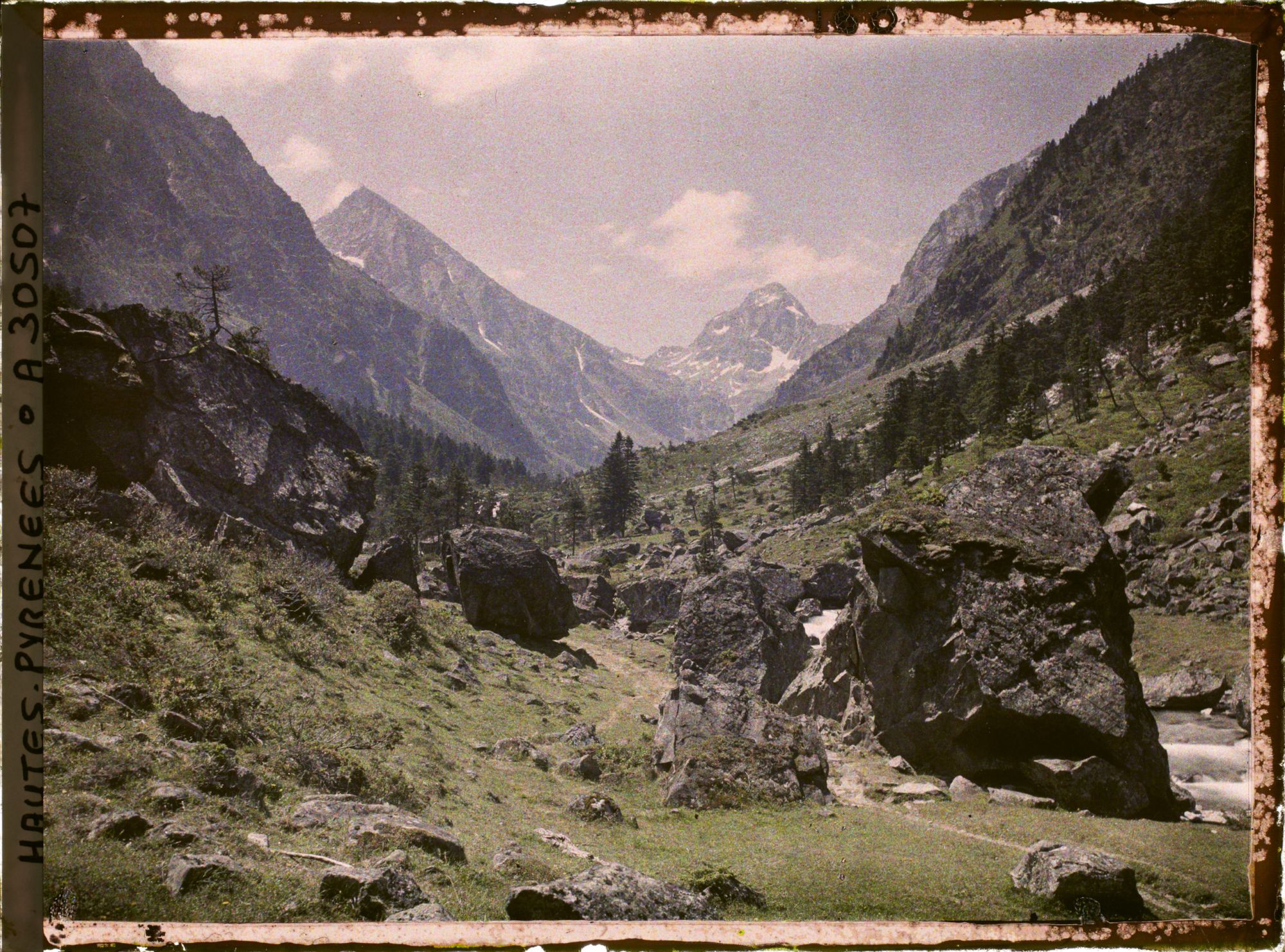 Image représentant Route du Lac d'Estom