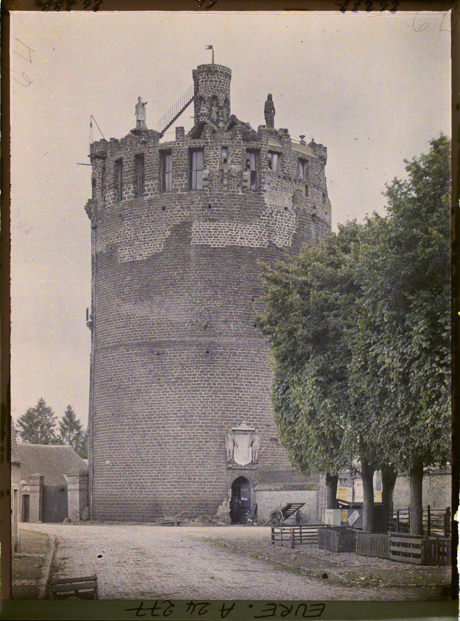 Image représentant La Tour Grise