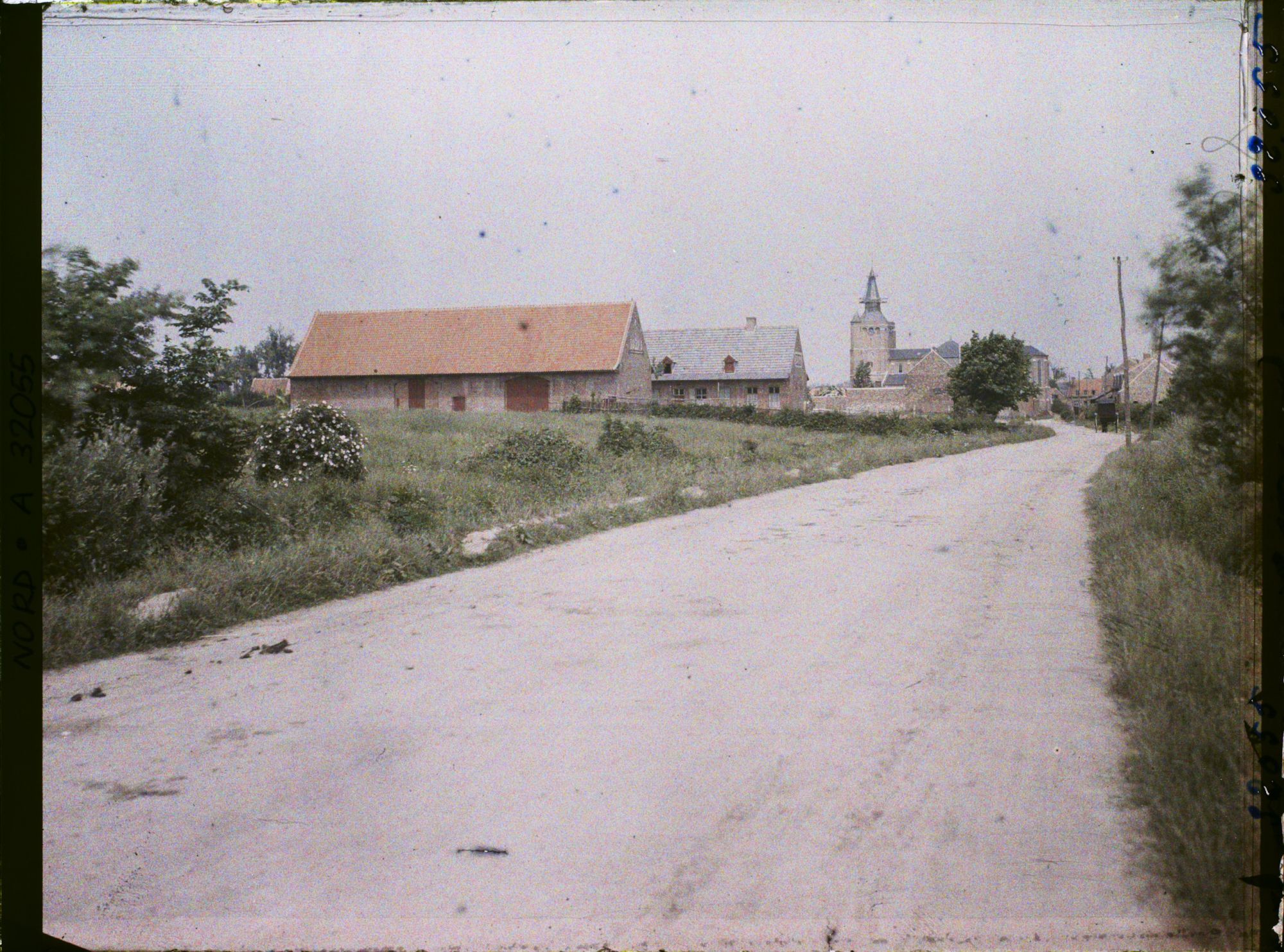 Image représentant France, St Jean Cappel, L'entrée Sud du Village