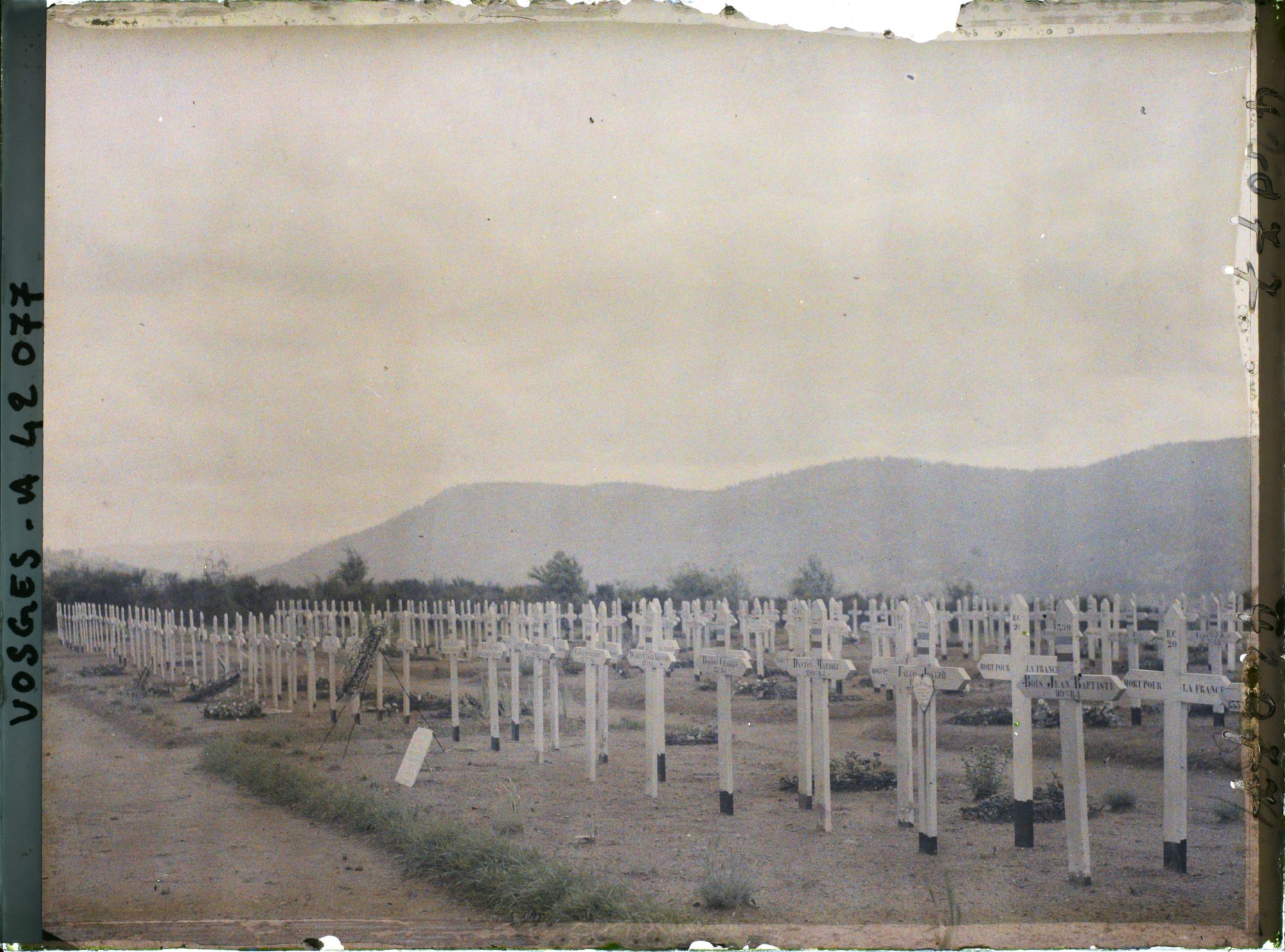 Image représentant France, Le Ban de Sapt Launois, Cimetière de la Fontenelle vers la Grande Fosse