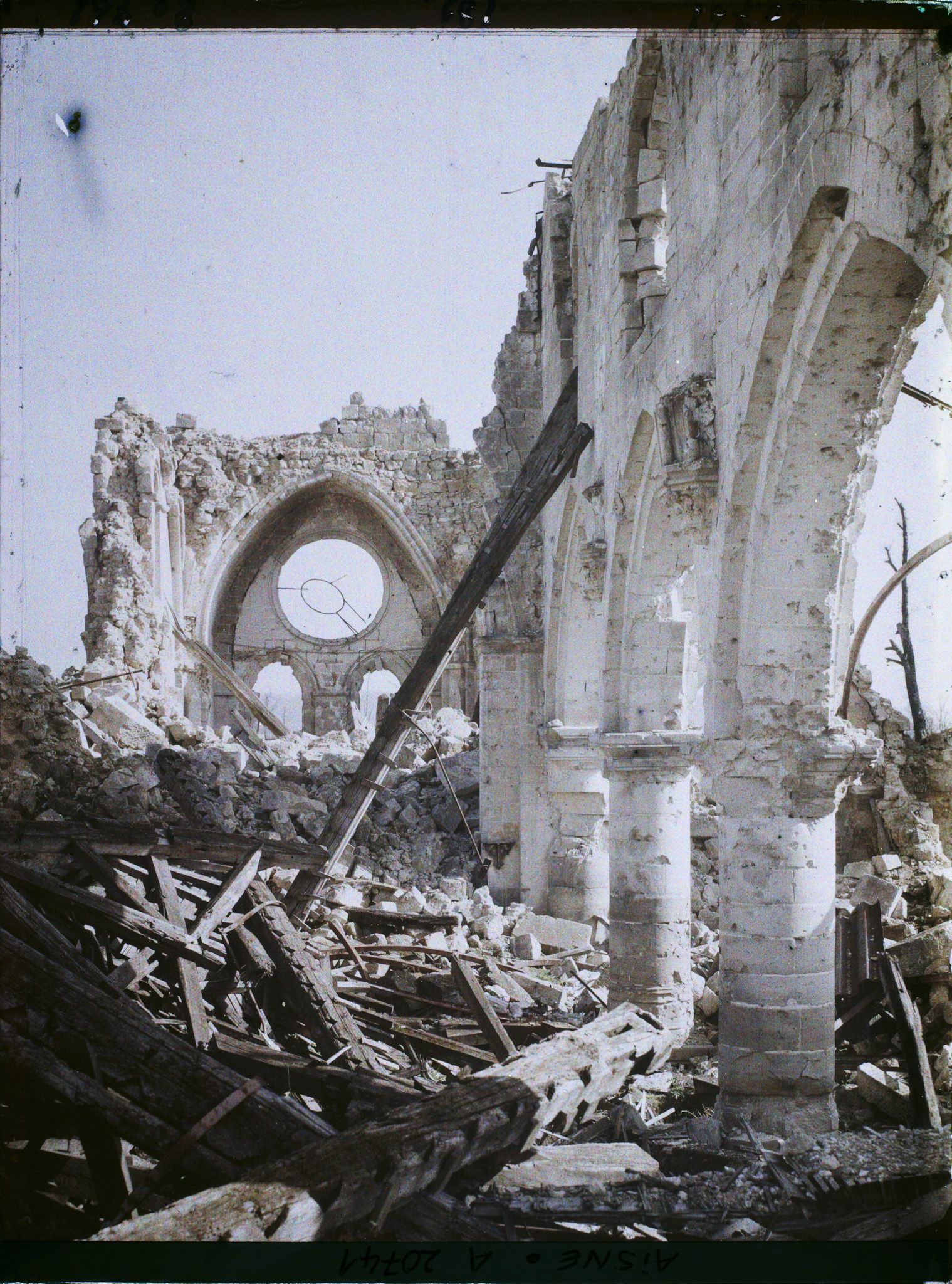 Image représentant France, Anizy-Simon, Intérieur de l'Eglise