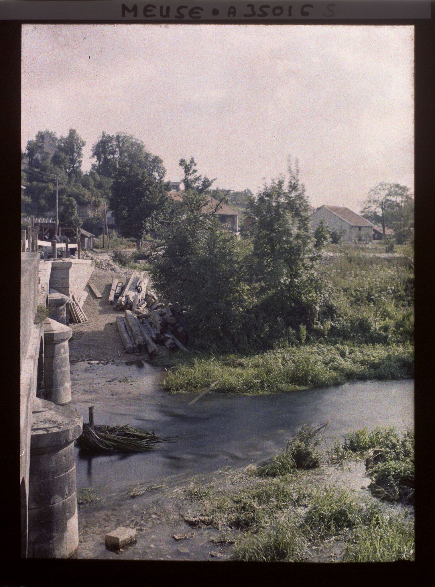 Image représentant France, Aubreville (Meuse), Les bords de la Coutance
