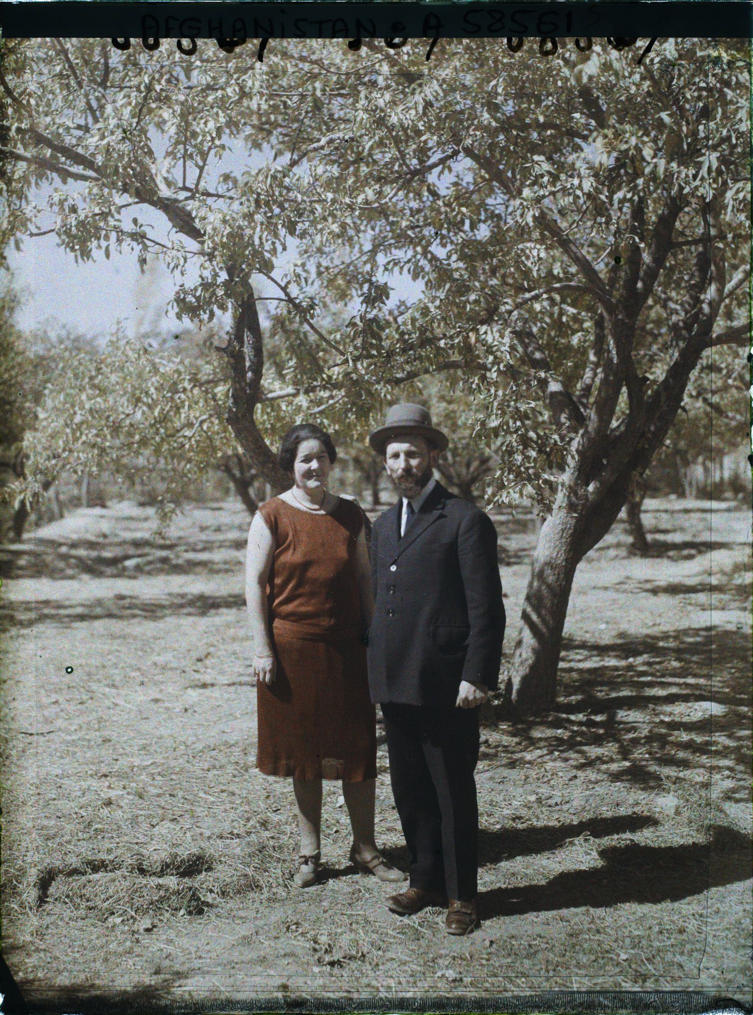 Image représentant Afghanistan, Kaboul, Madame et Monsieur Girard, Directeur de l'Ecole d'Agriculture