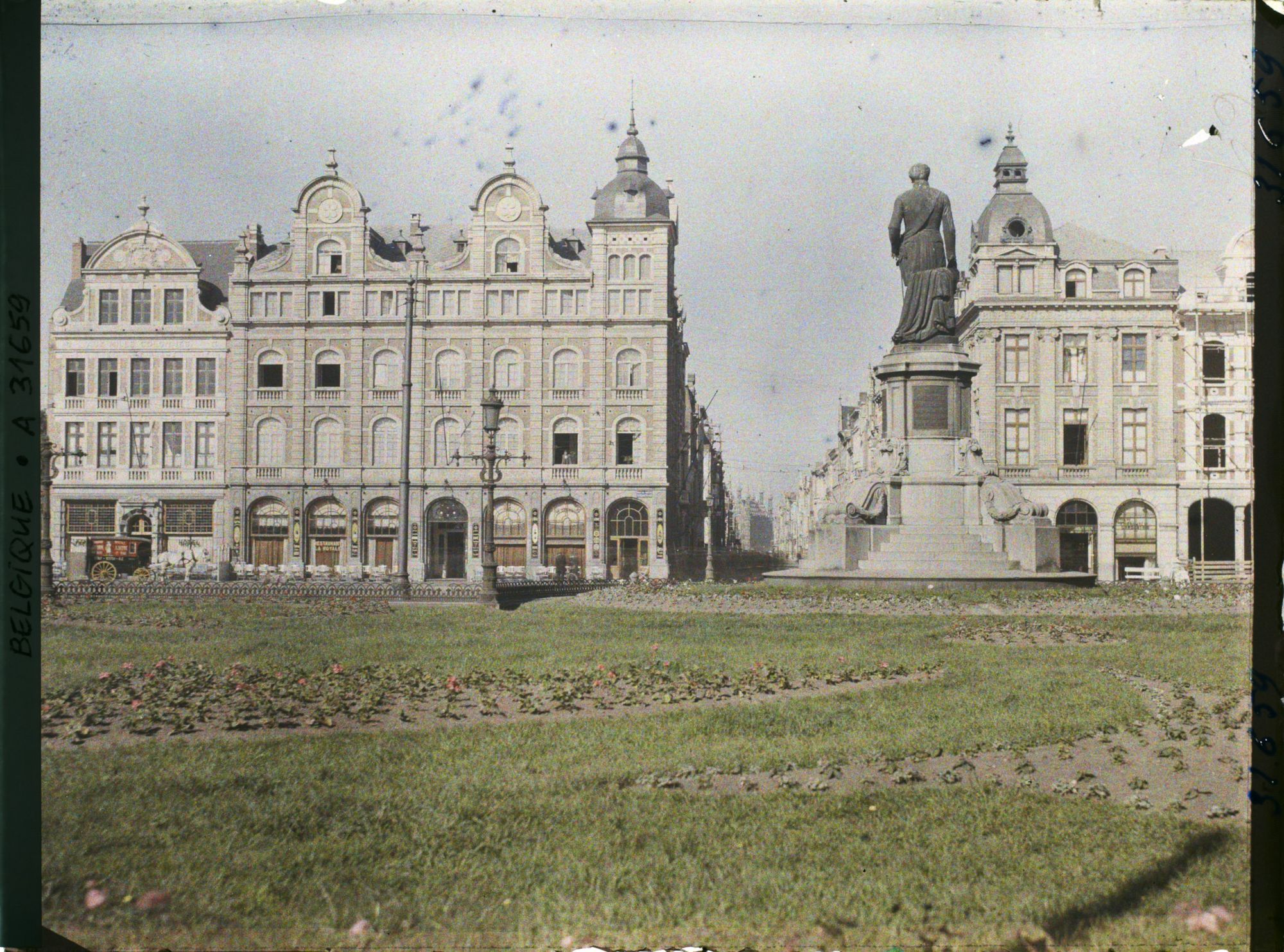 Image représentant Belgique, Louvain, Place de la Gare et rue des Alliés