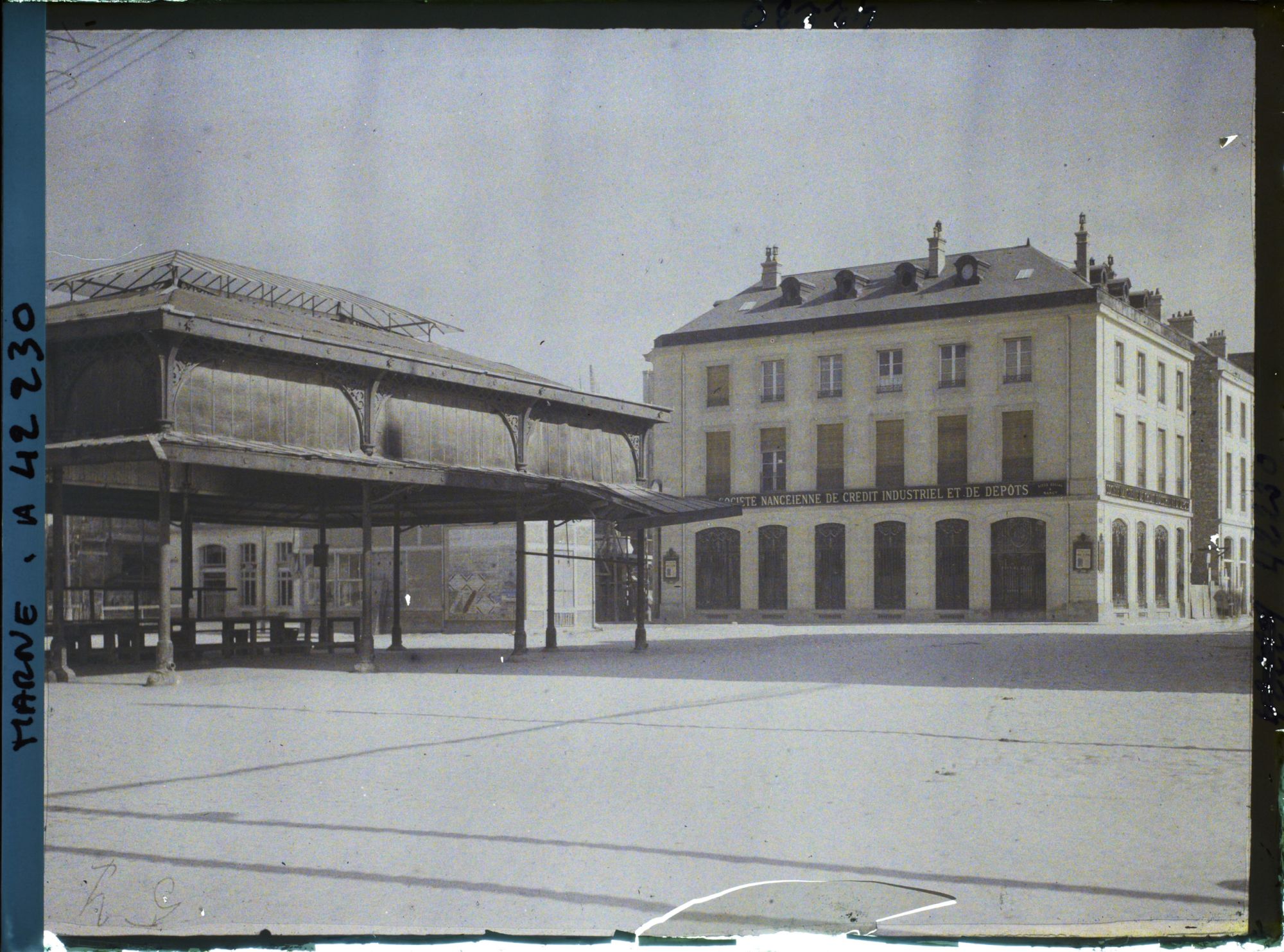 Image représentant France, Reims, La place du marché