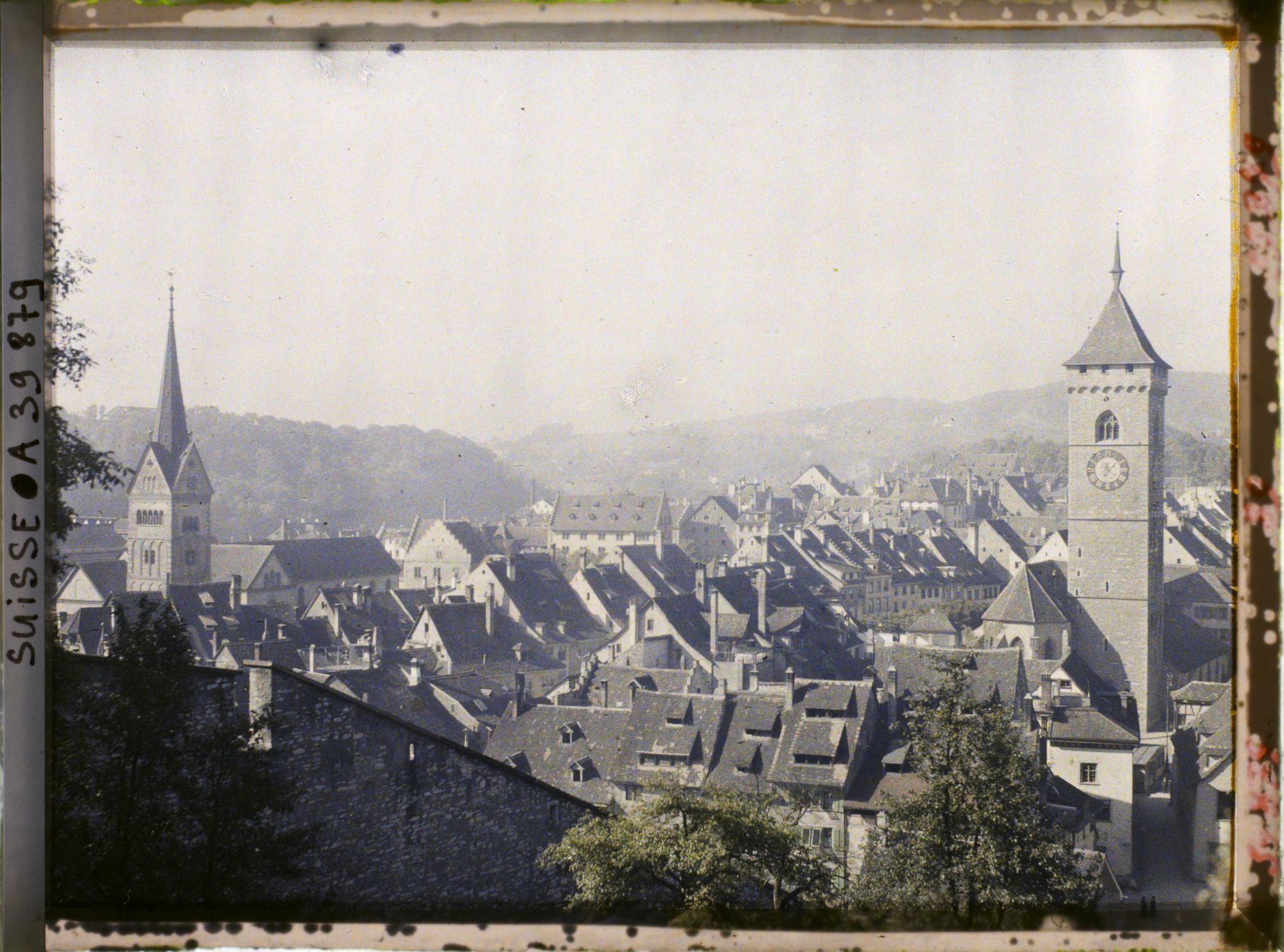 Image représentant Panorama sur Schaffhouse, le Kloster Allerheiligen et l'église St. Johann depuis le Munot
