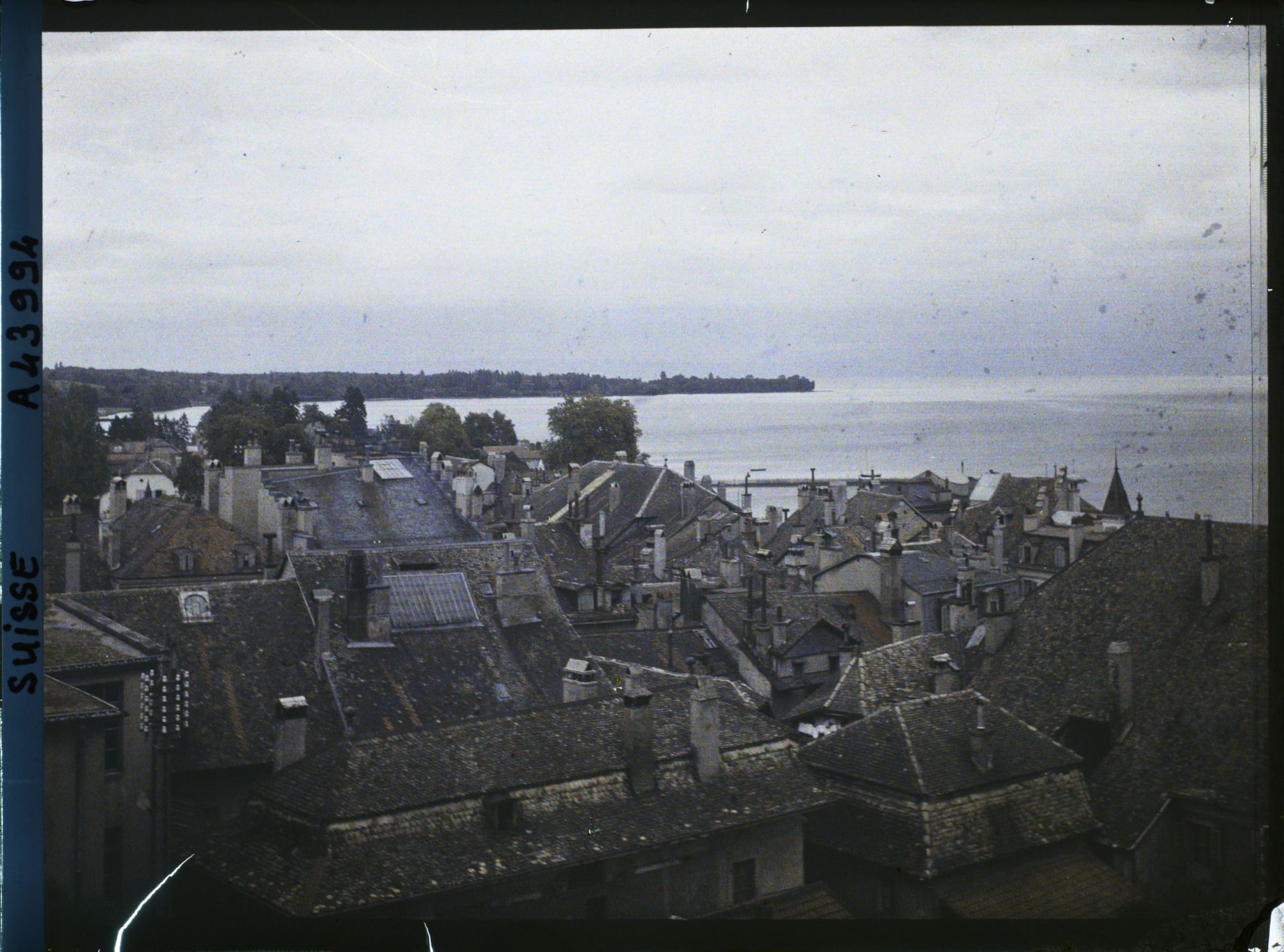 Image représentant Panorama sur Nyon et le Léman depuis la terrasse du château